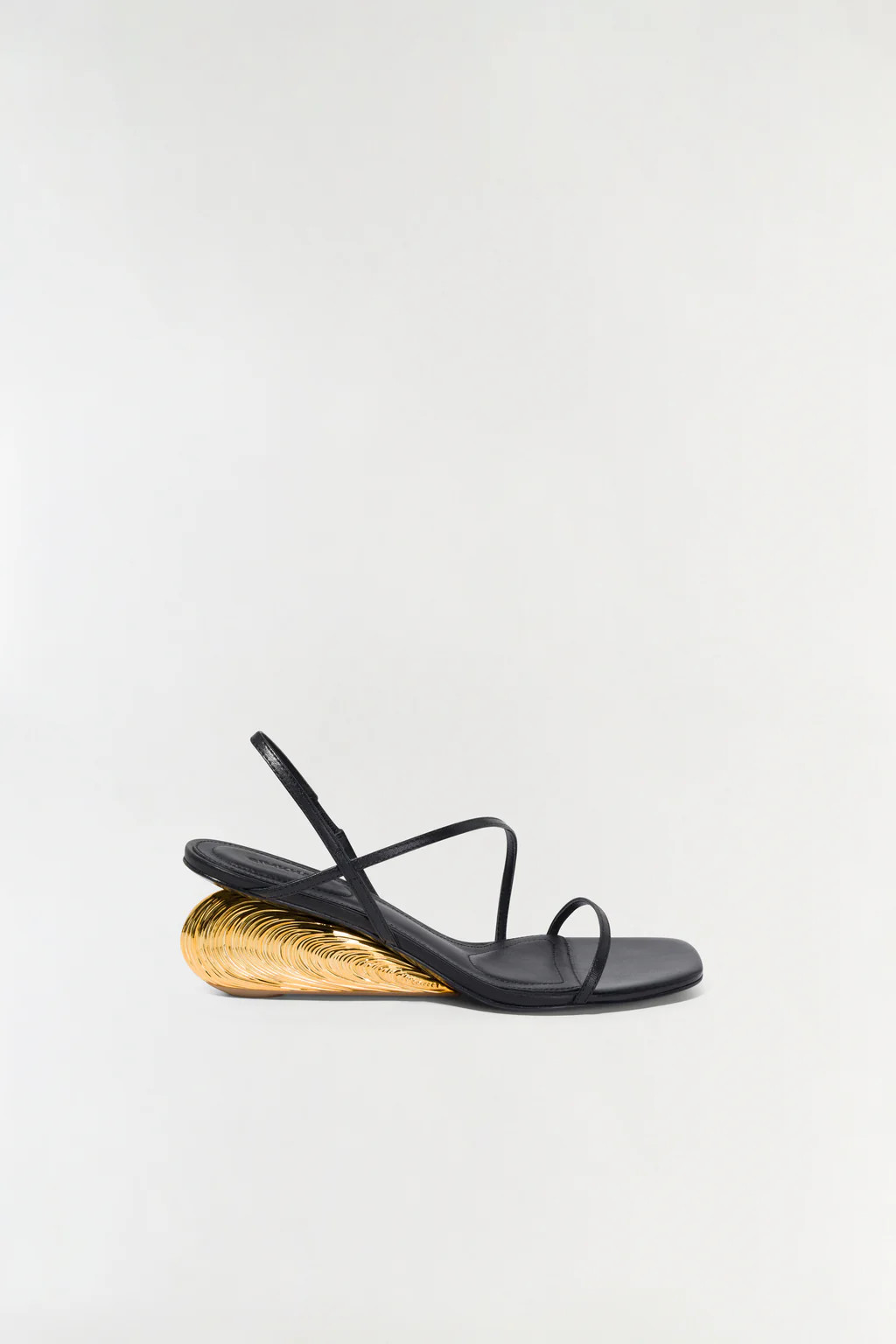 Bridget Shell Wedge Sandal | Simkhai