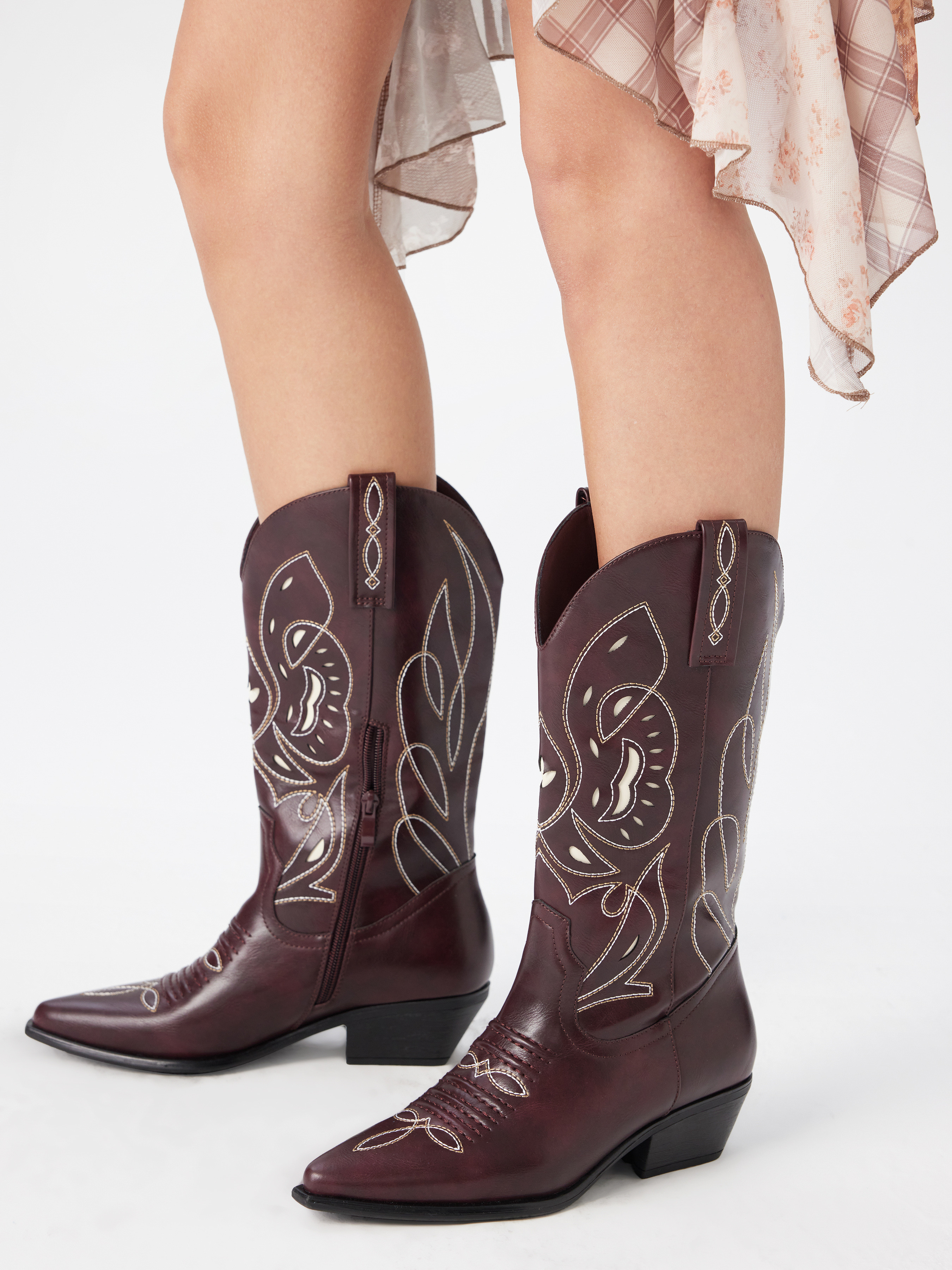 POINTED-TOE EMBROIDERED KNEE HIGH BOOTS For Date Music Festival/Live House | Cider