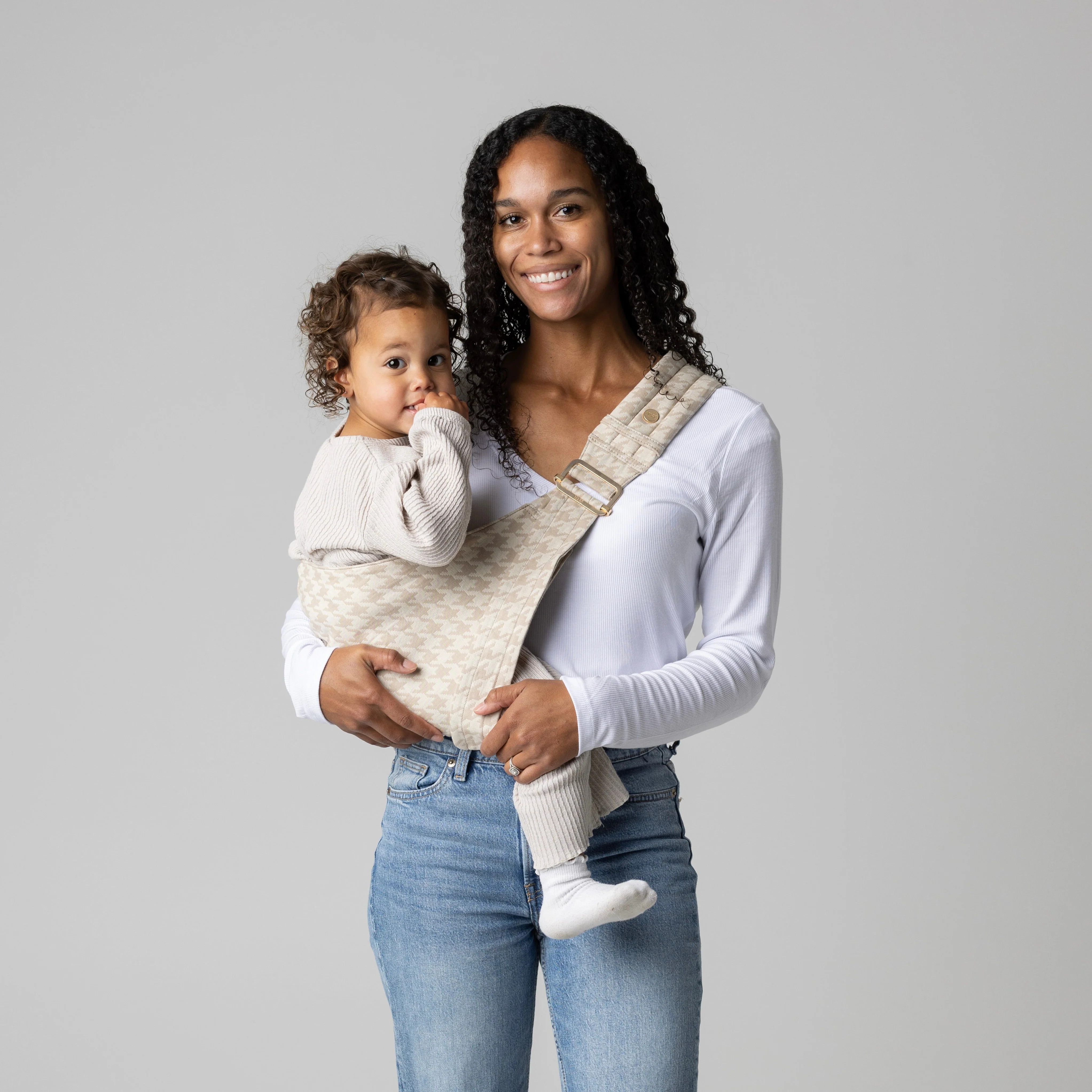 The Monarch Toddler Sling - Houndstooth | Mabē