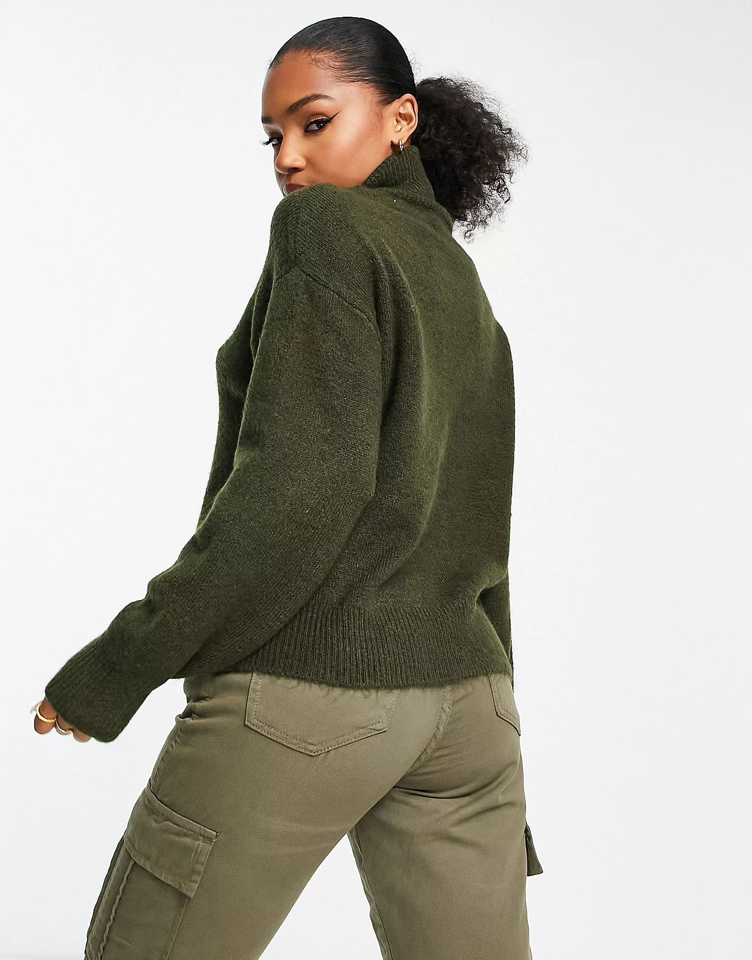 New Look turtle neck knit sweater in dark khaki | ASOS (Global)
