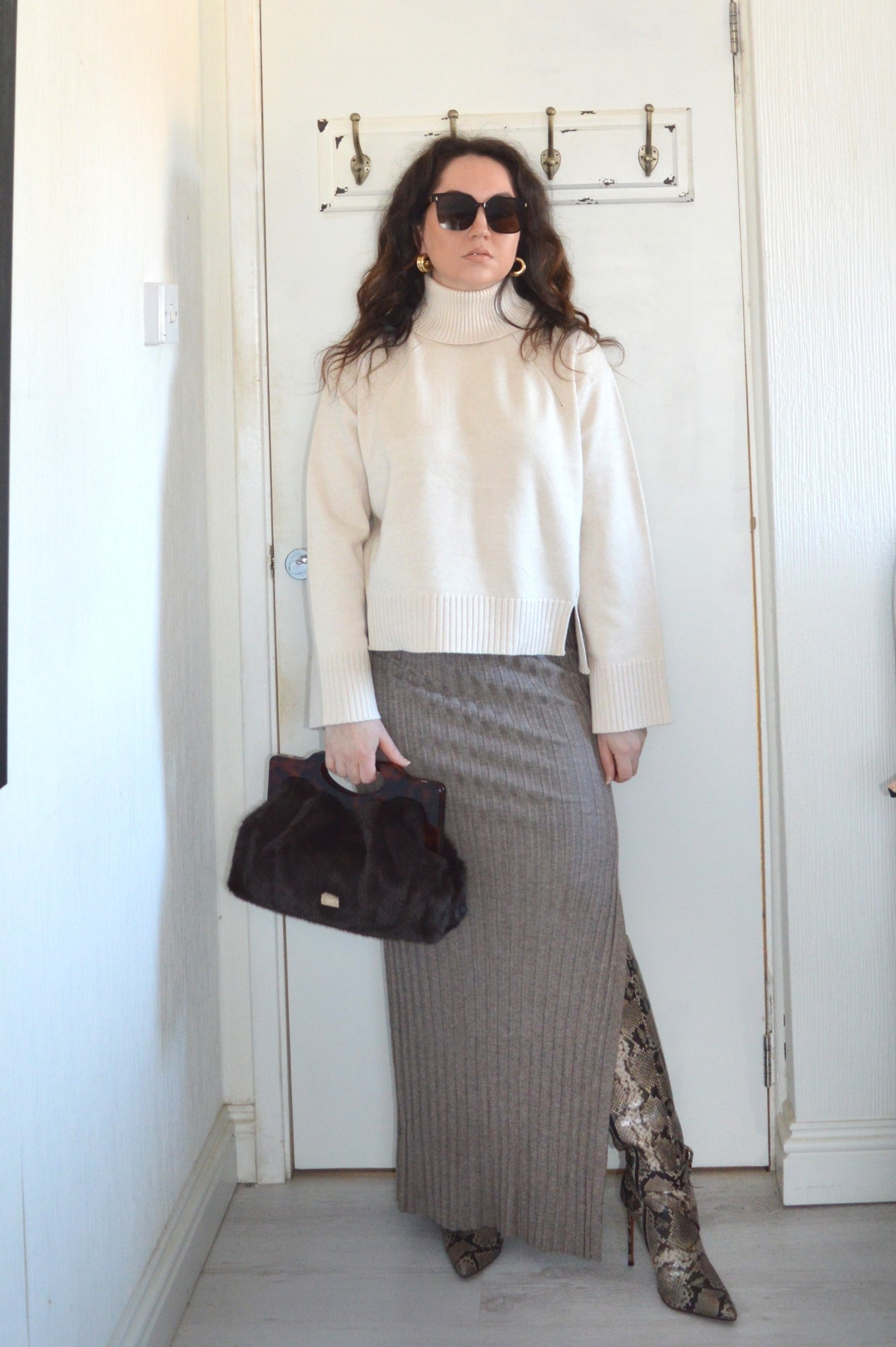 Neutrals, but make them luxe. A chunky turtleneck, ribbed maxi, and a pop of snakeskin—effortless meets elevated. 🐍🤍✨ Shop the look on LTK! 

#LTKuk #LTKstyletip #LTKspring