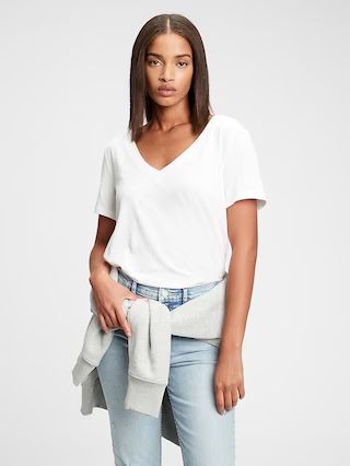 Womens / T-Shirts100% Organic Cotton Vintage V-Neck T-Shirt | Gap (US)