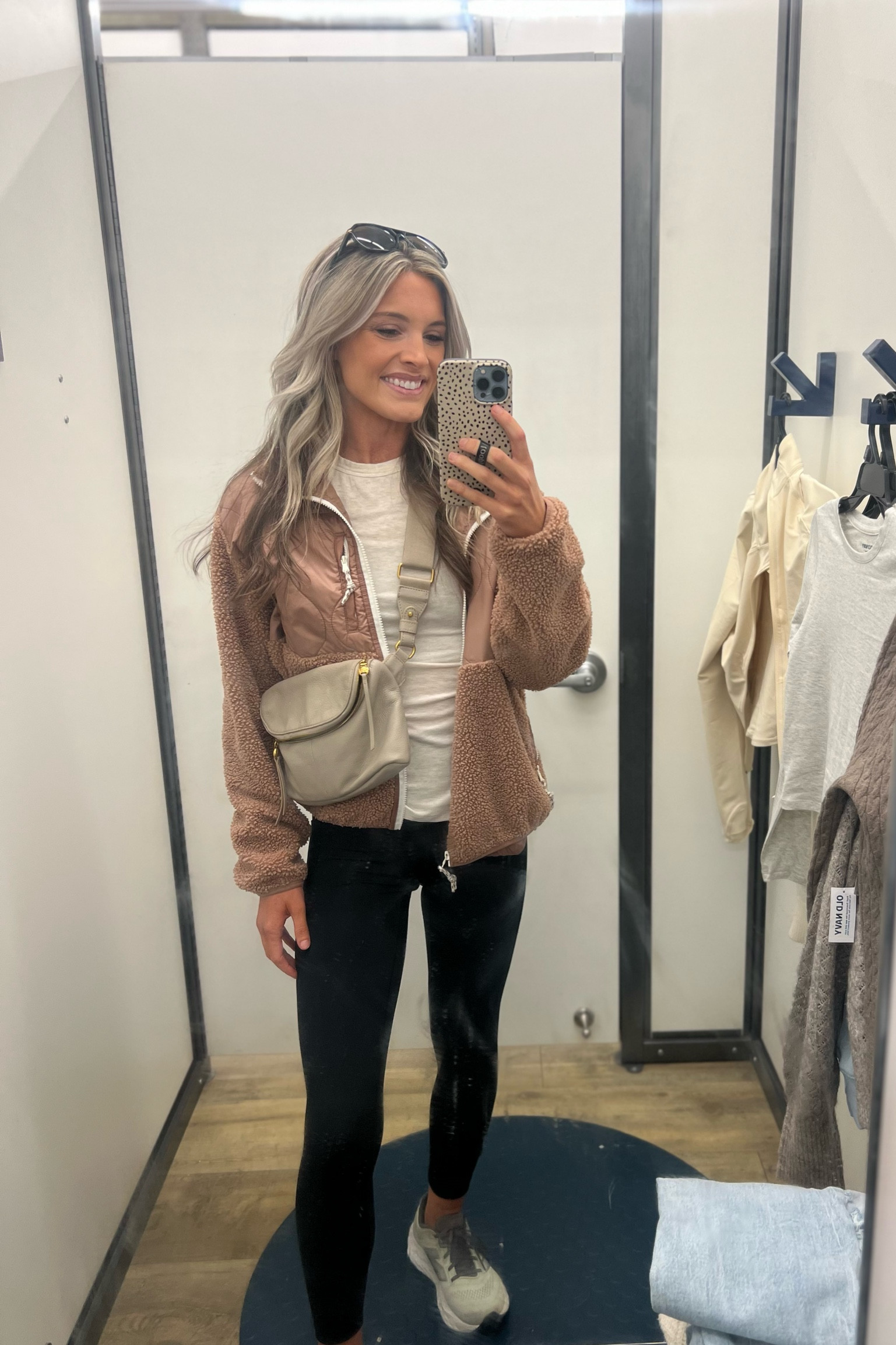 Hobo bag & NB 🔗 


#LTKStyleTip #LTKGiftGuide #LTKU