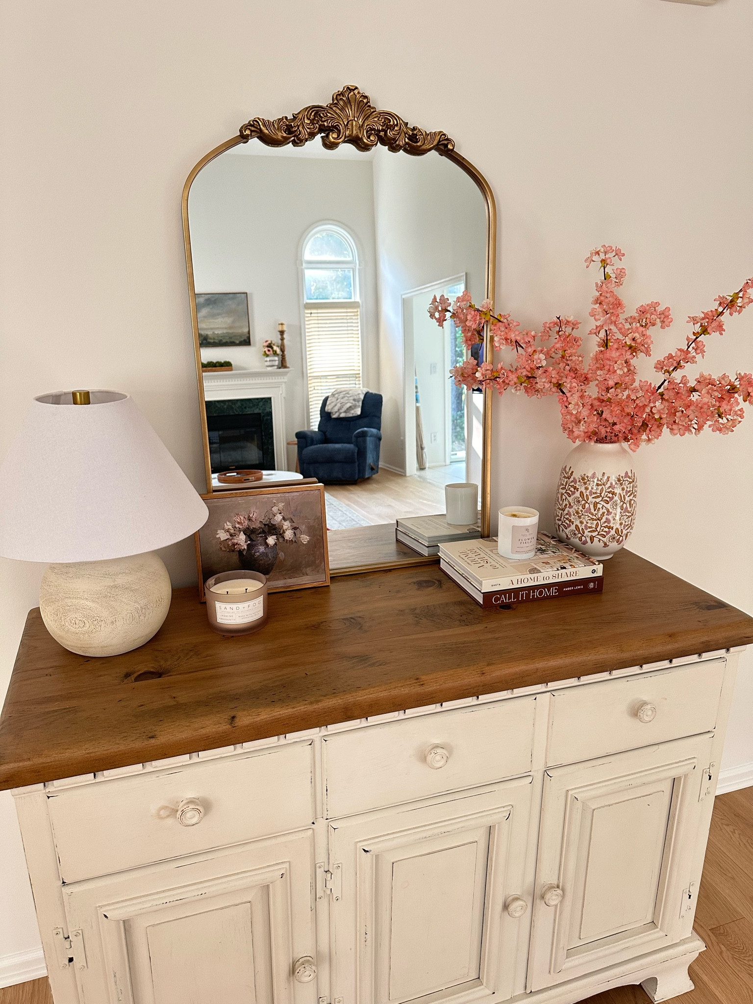 Neutral console table styling with mirror, lamp & florals. Late summer / early fall decor 🌿

#LTKSeasonal #LTKHome #LTKSaleAlert