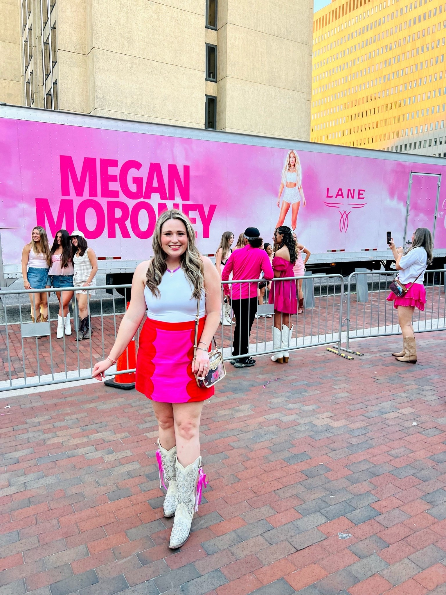 Megan Moroney Cloud 9 Tour Concert Outfit ☁️💖 


Megan Moroney || concert outfit ideas || Cloud Tour outfits || pink dresses || cowgirl boots || country concert outfits || Nashville outfits ||

#LTKootd