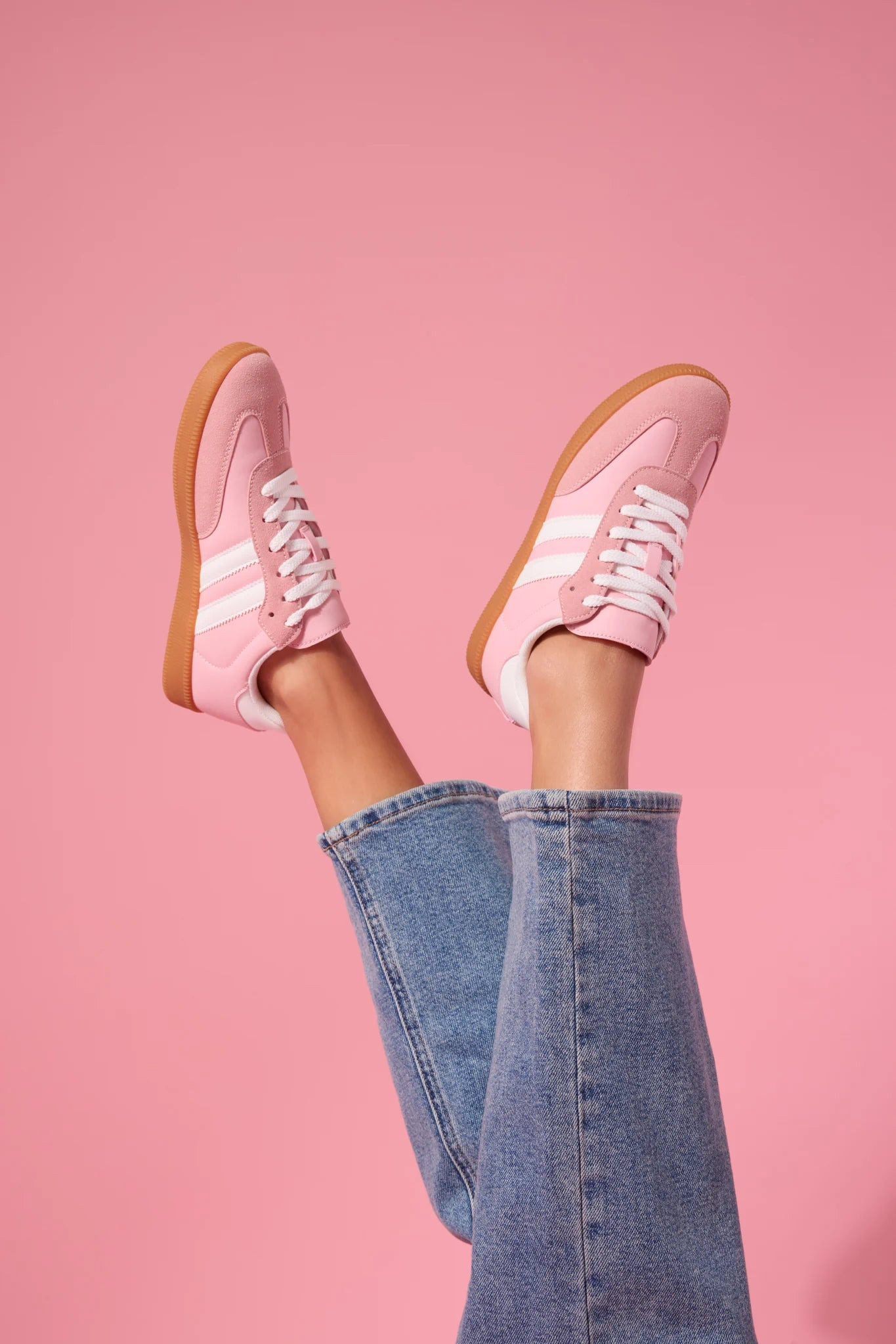 Lisa Sneakers | Avara