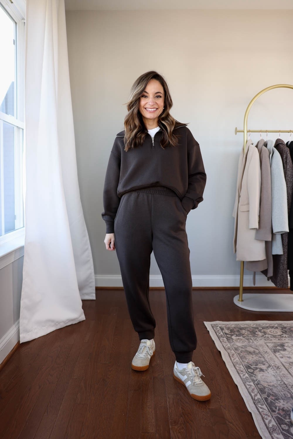 Under $25 petite joggers! 

I tried the viral bounce fleece set from old navy and love it!  Both pieces have a relaxed fit and the fabric is soft and silky.

Back in stock! 

Pants: petite xs 
Top: petite xs 
Layering top (Quince): xs
Socks (Amazon)
Sneakers (Gola): tts 
Coat (BR Factory): petite xxs 

(Matching sets, loungewear, travel outfits, petite fashion)

#LTKPetite