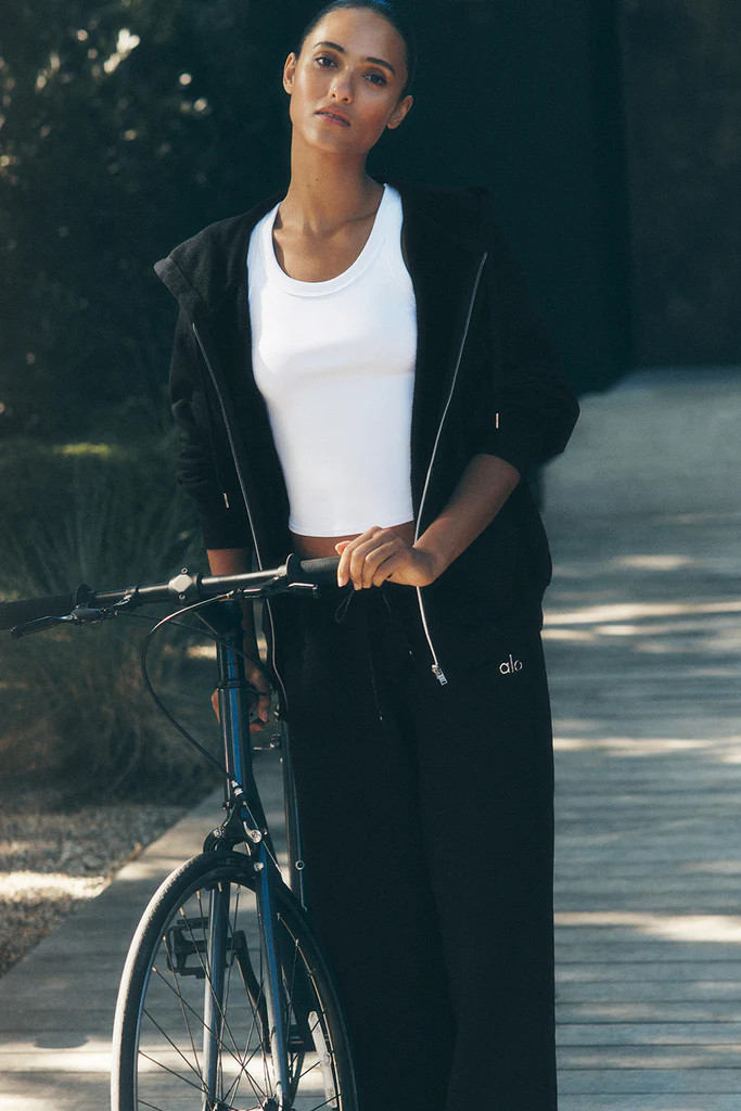 Accolade Straight Leg Sweatpant | Alo Yoga (US)