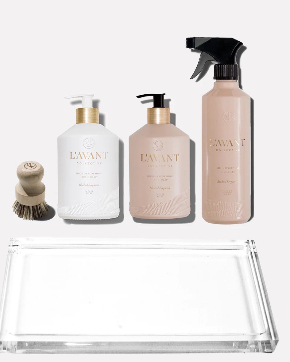 Experience the ultimate in luxury with our exclusive Luxury Home Essentials Bundle in Blushed Bergamot. Combining an elegant lucite tray with our customer favorite scrub brush, high performing dish soap, delicate hand soap, and a multipurpose cleaner, this set will give any kitchen instant sink side style.


