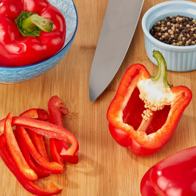 Fresh Red Bell Pepper, 1 Each | Walmart (US)