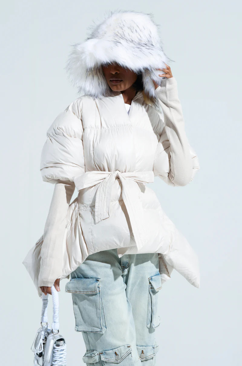 RIB SLEEVE PEPLUM PUFFER IN IVORY | AKIRA