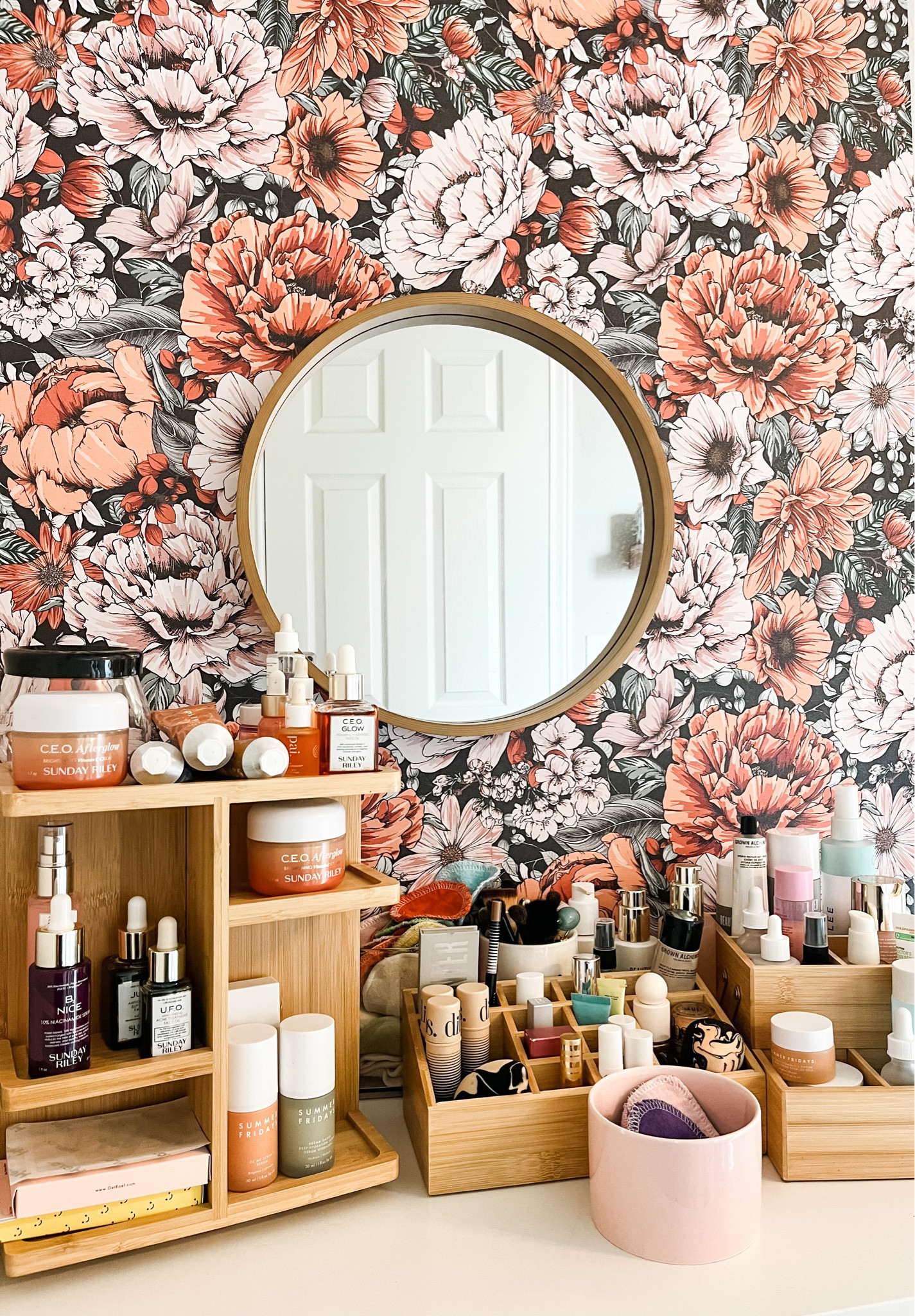 Vanity 

#LTKFind #LTKbeauty #LTKGiftGuide