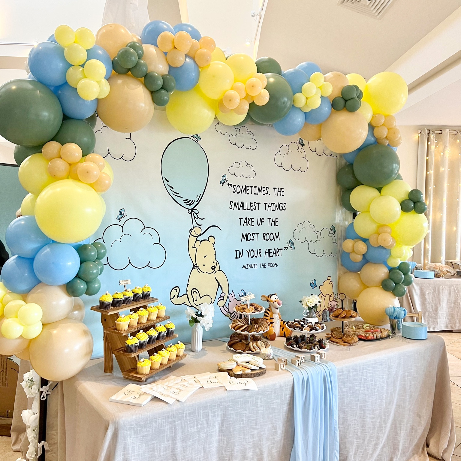 Winnie the Pooh / Baby Shower Rustic Winnie the Pooh Baby Shower