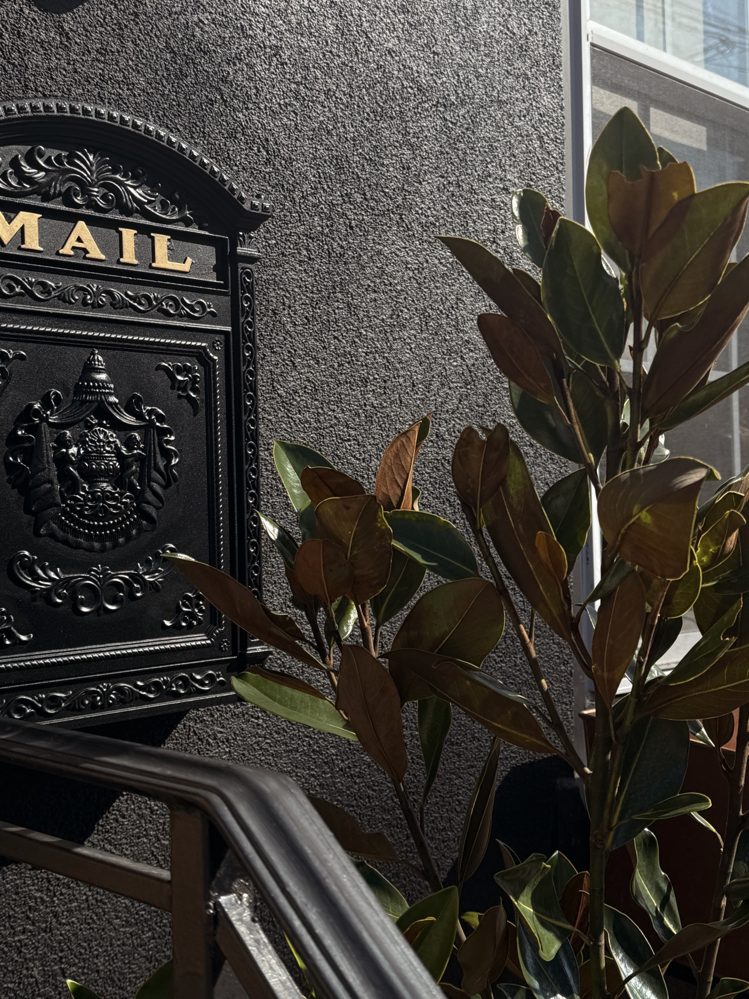 Who knew a mailbox could make us this happy?! 