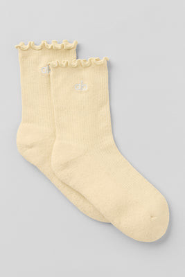 ALO | Women's Lettuce Edge Socks in Candlelight Yellow, Size: M/L (8-11) | Alo Yoga