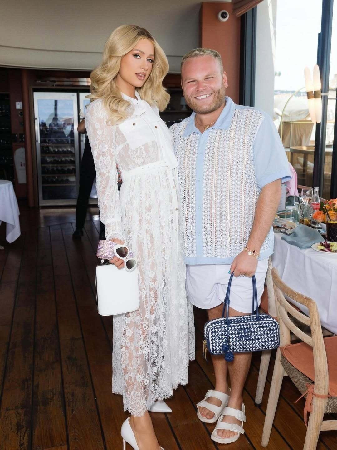 that’s HOT

#LTKItBag #LTKMens #LTKStyleTip