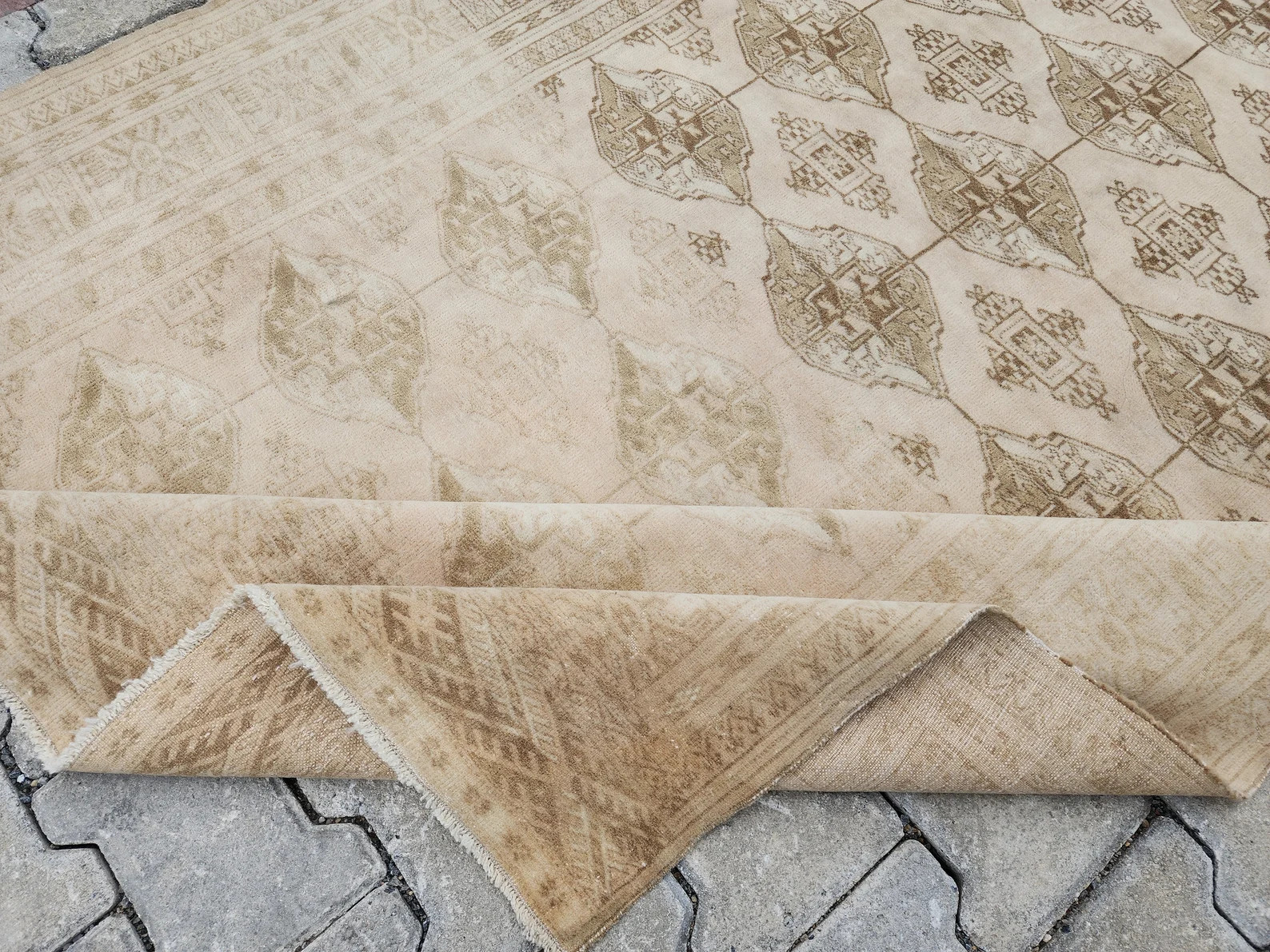 Hand Knotted Wool Rug 4x6: Beige Vintage Turkish Medallion Rug | Etsy (US)