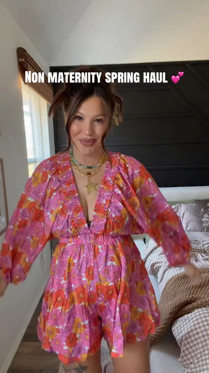 Okay wait… these spring finds are too good not to share 🤭 none of it is maternity, but every piece still works perfectly with a bump and will carry you way past it. effortless, comfy, and actually cute (rare combo tbh)



spring outfit ideas, bump friendly outfits, non maternity fashion, amazon fashion finds, walmart spring style, target outfits, mom style, everyday outfits, affordable spring clothes, casual chic looks, transitional outfits

#LTKootd #LTKgrwm #LTKMidsize