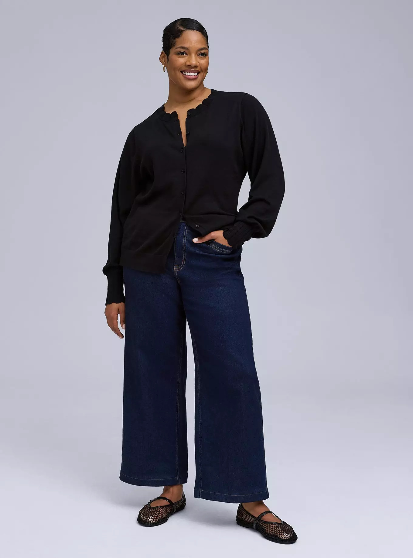 Belle Isle Scalloped Detail Cardigan | Torrid (US & Canada)