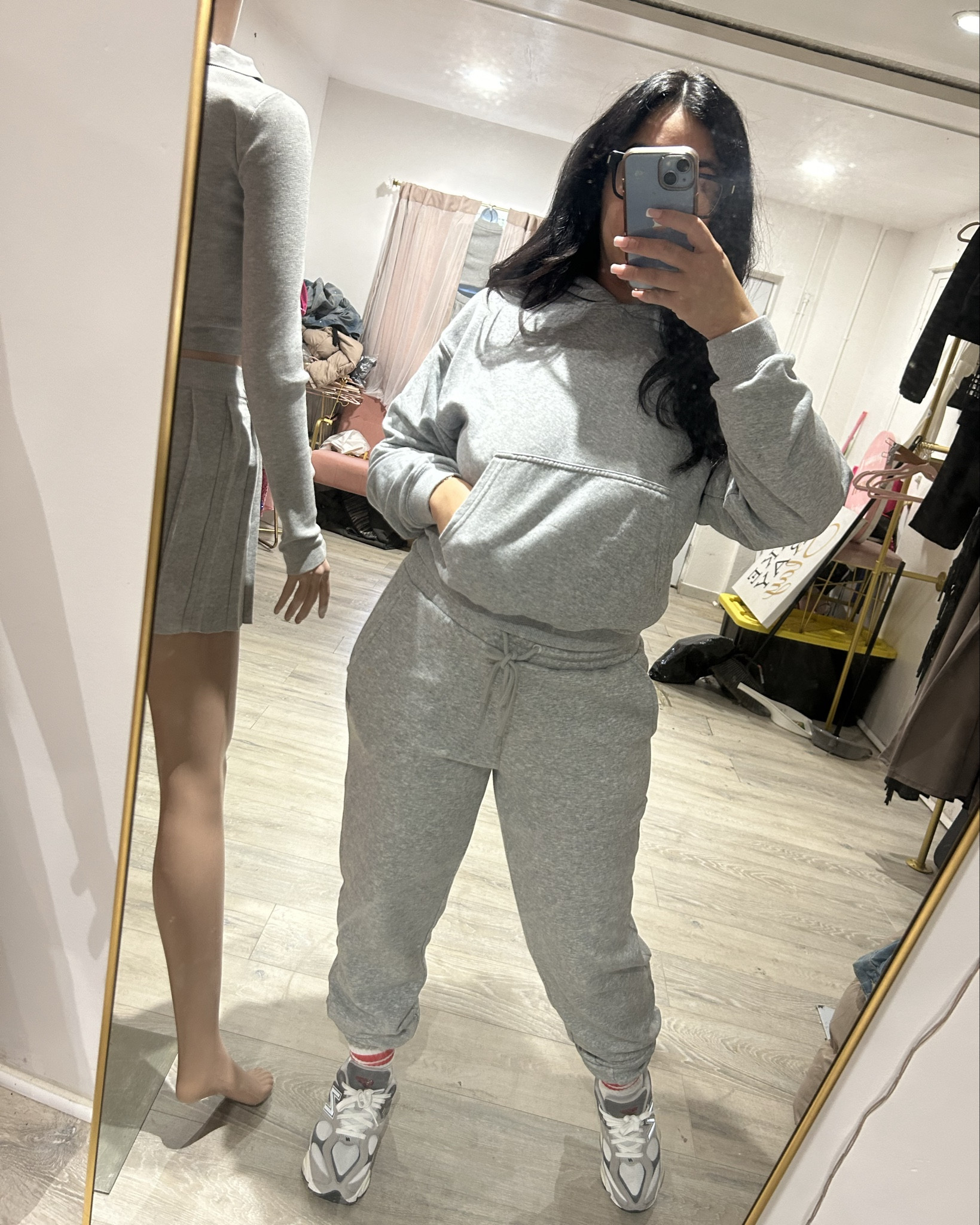 Fabletics 🤝 Me 
I cannot get enough. My favorite athletic brand. 
Shop this set & pair it with your favorite sneakers for the easiest/comfy day off look. 


#fableticsfinds #fabletics #greysweatsuitseason #fallfashion #cozyfits

#LTKMidsize #LTKSeasonal #LTKActive