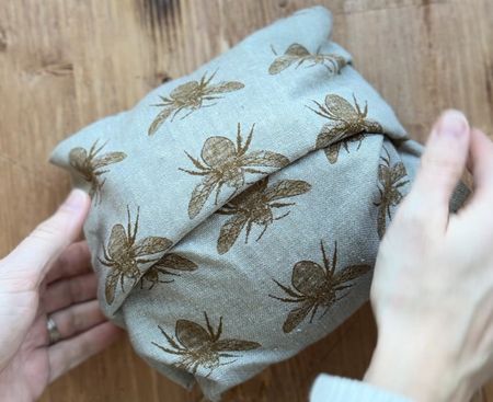 This honey bee tea towel is the sweetest way to wrap fresh bread! 

#LTKhome #LTKfindsunder100 #LTKfindsunder50