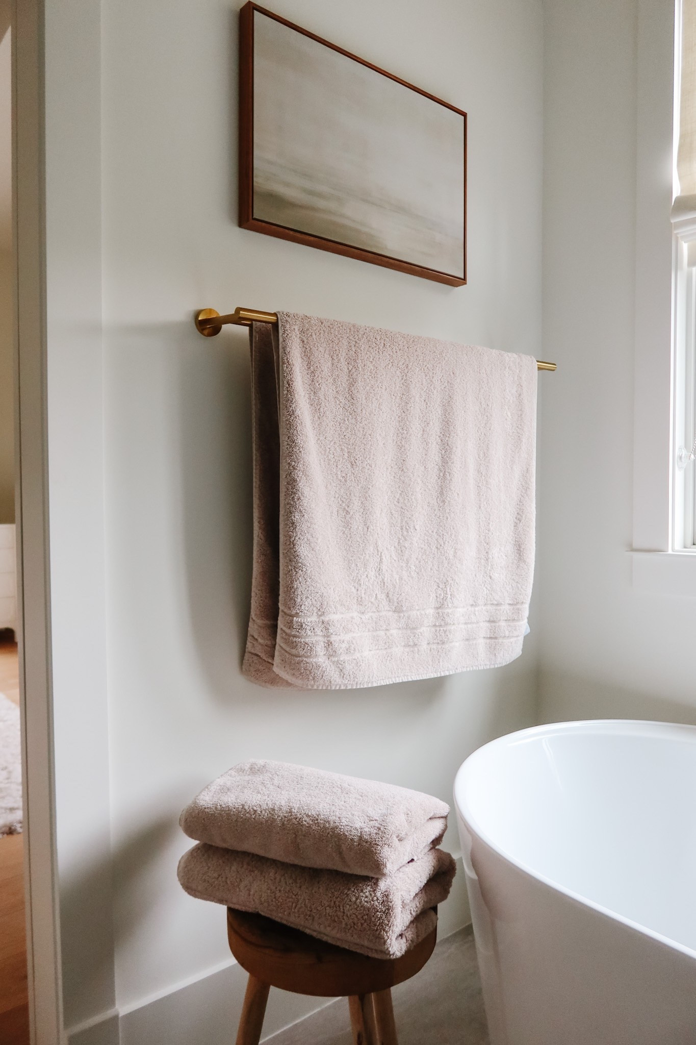 Good news! You can use my code LTK35 to save 35% off sitewide at Cariloha! We absolutely love our bath towels! They are super soft and plush and absorbent!!
