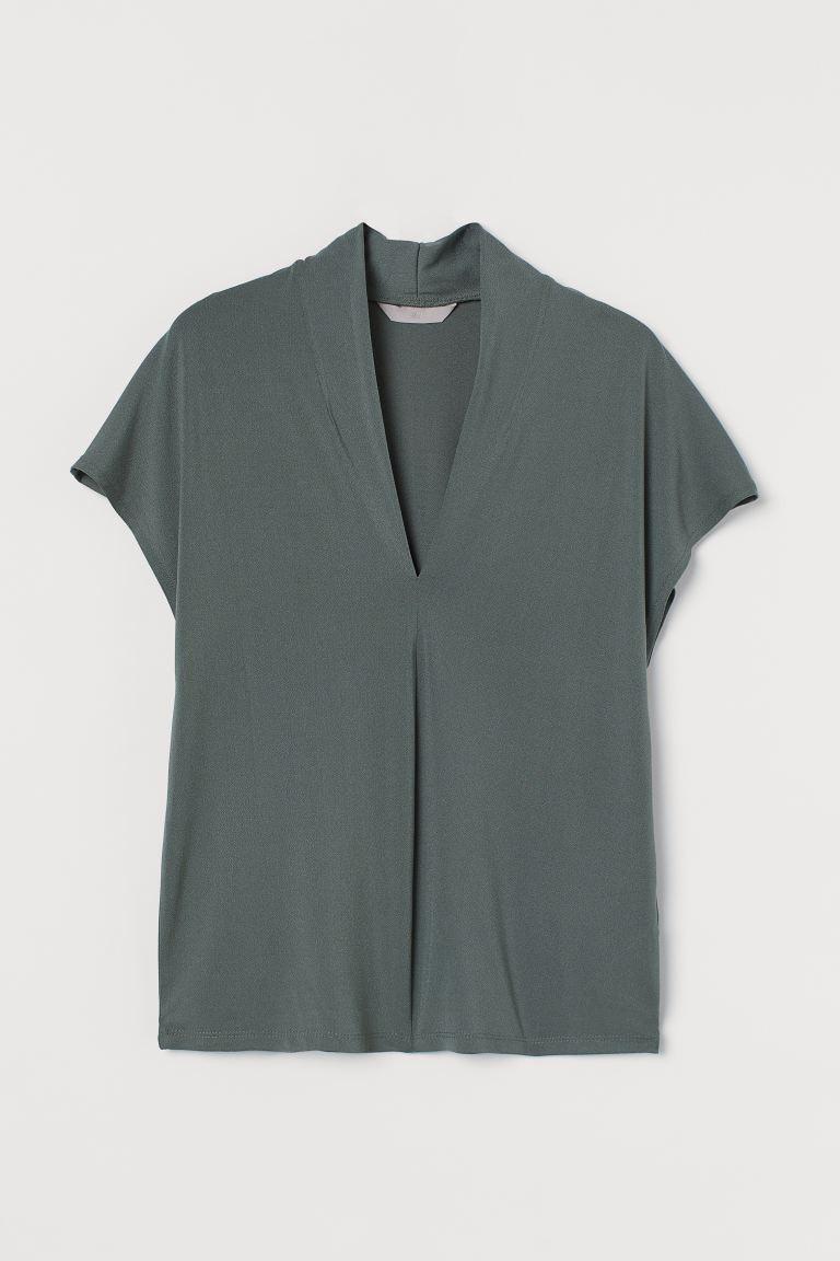 V-neck top | H&M (UK, MY, IN, SG, PH, TW, HK)