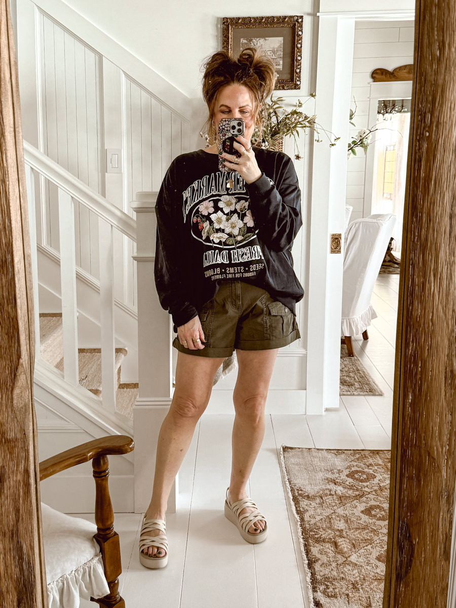 Can you believe this entire outfit came from @Walmart! It is lightweight and cozy, making it perfect for Spring!  

 #LTKSeasonal #LTKMidsize #LTKFindsUnder50