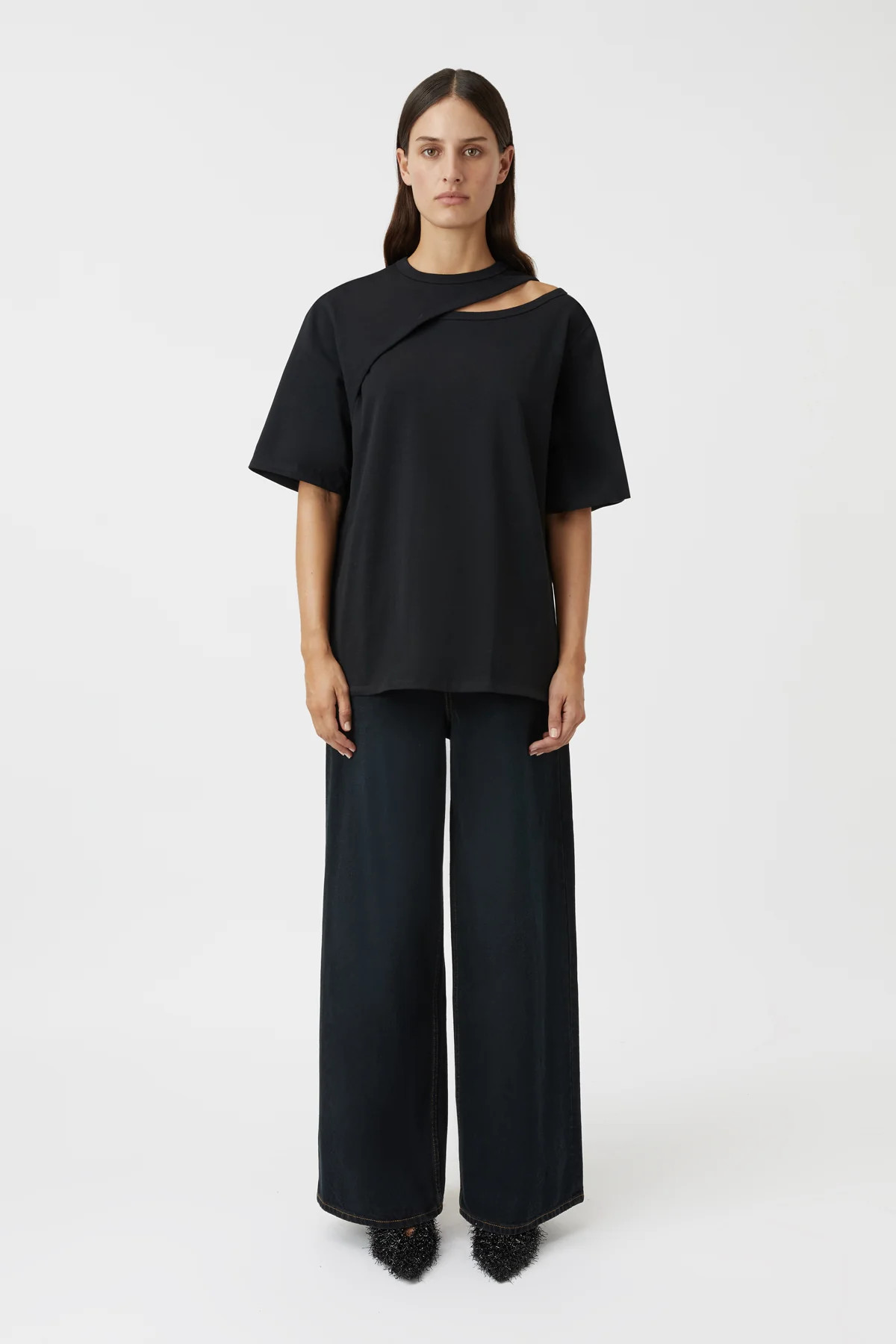 The Gianna Cut Out Tee is crafted from soft cotton jersey in a relaxed silhouette. This contempor... | CAMILLA AND MARC (ANZ)