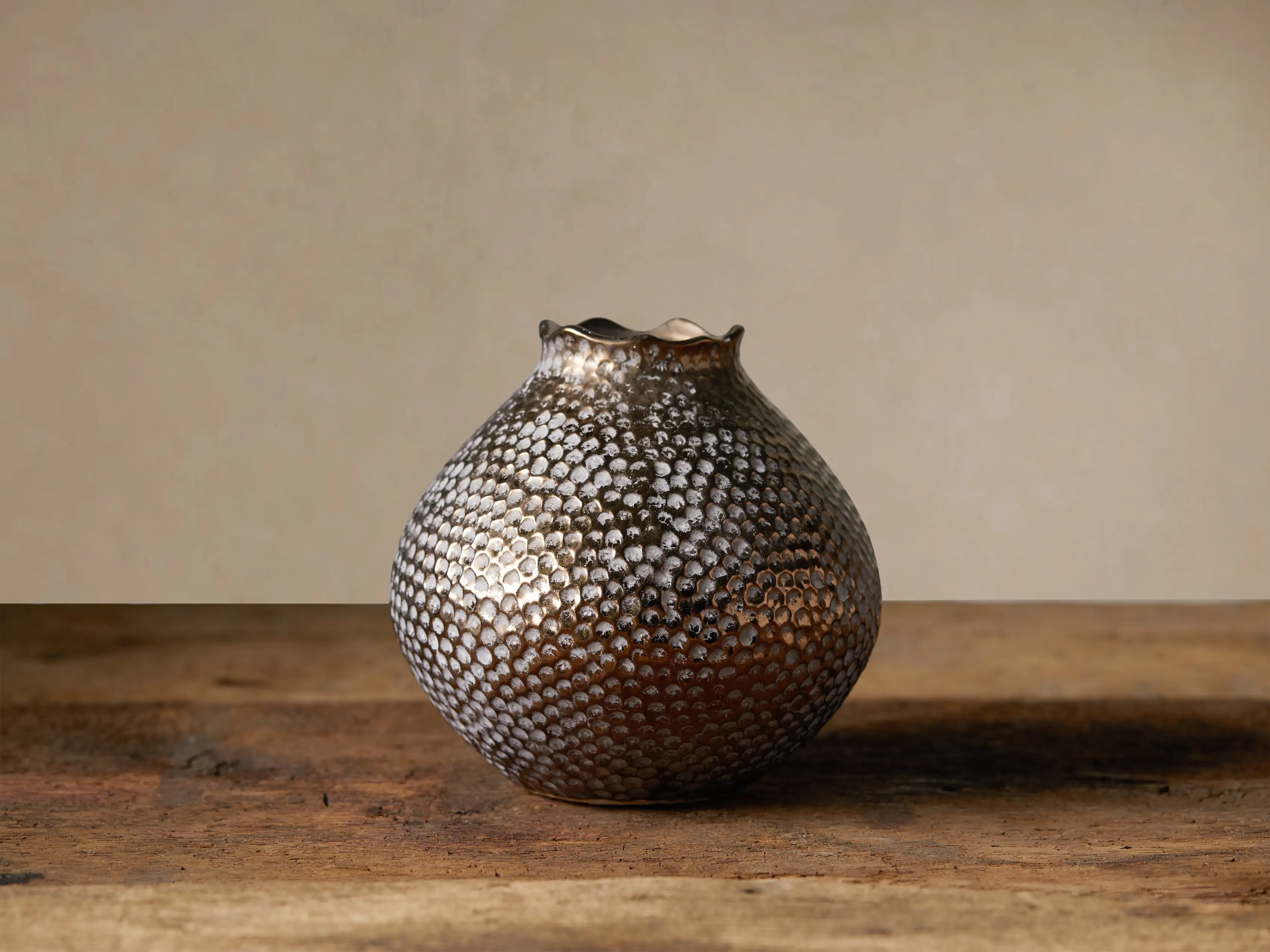 Eva Round Vase | Arhaus