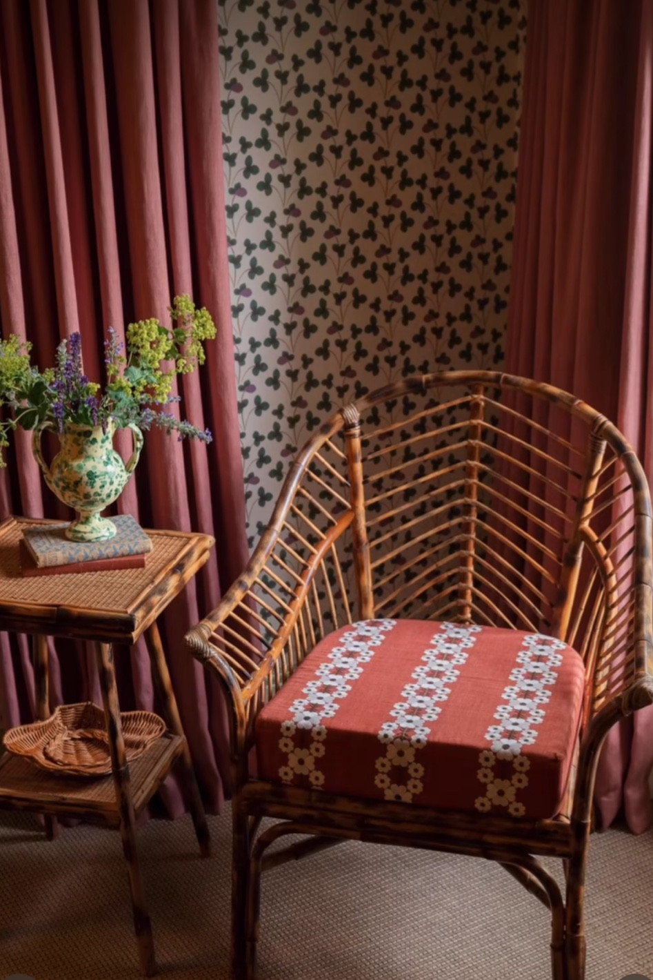 Just add a good book! 📚
#reading nook #homedecor #rattan #sharlandengland

#LTKhome #LTKstyletip