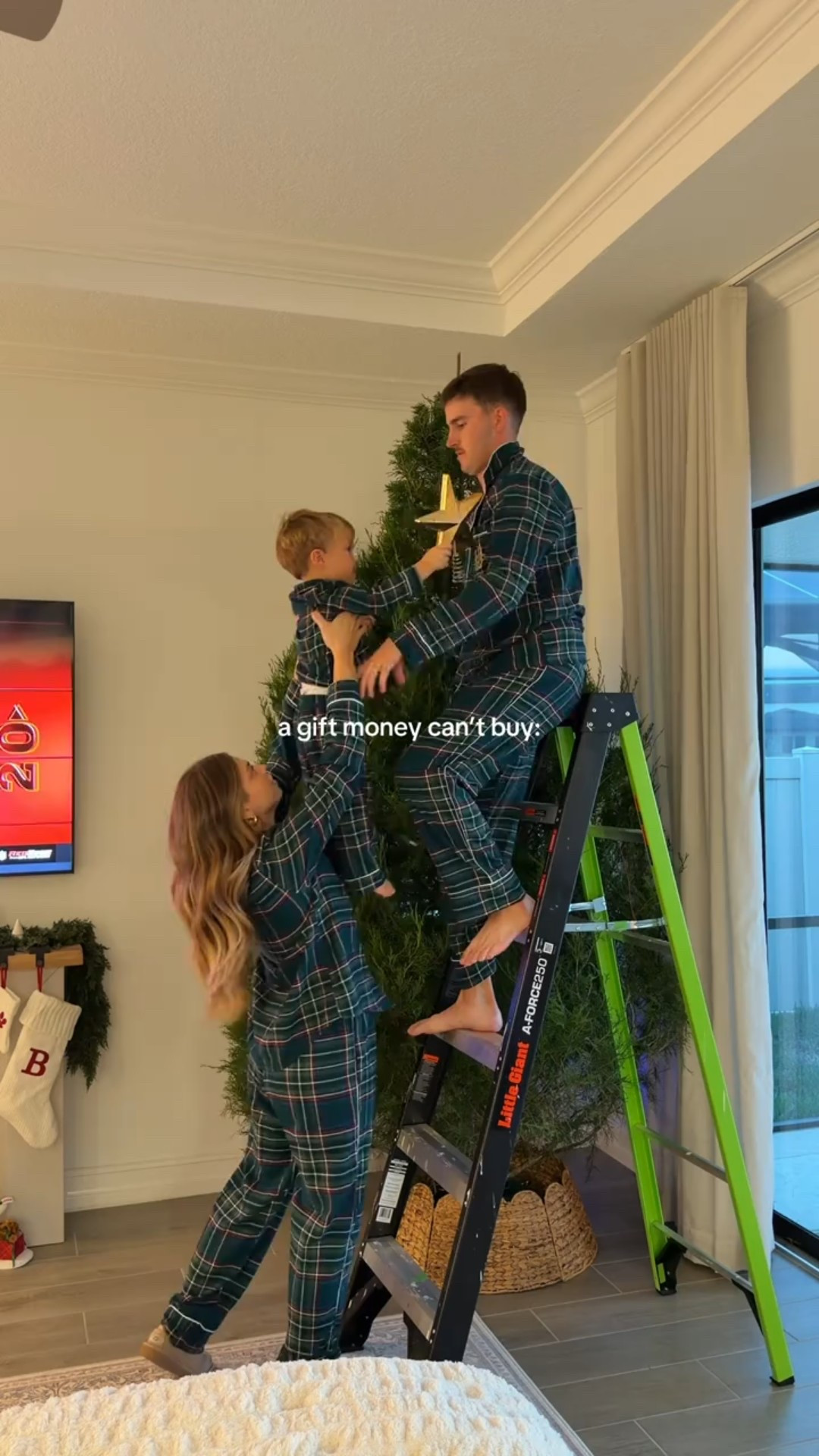 how adorable are our matching christmas pajamas?❣️✨

#LTKMens #LTKHoliday #LTKmomlife