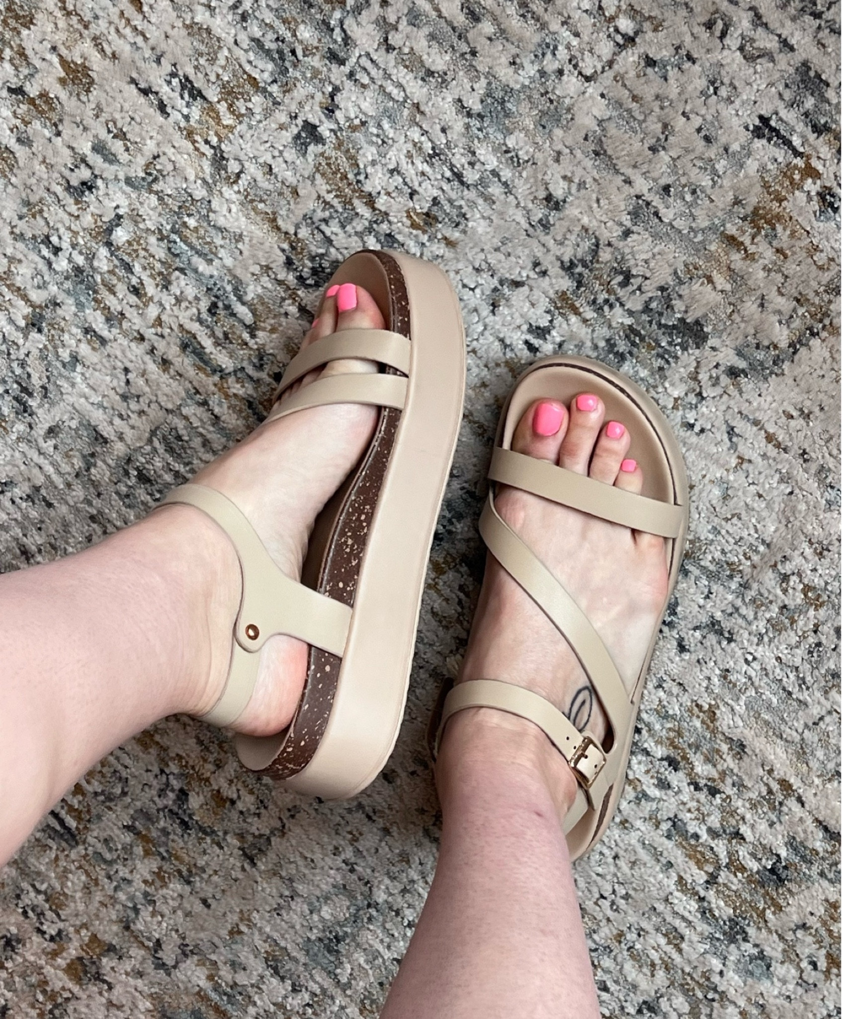 The comfiest pair of wedge sandals! These are the project cloud wedges in nude. They are made with a specific technology that adjusts to your foot over time and creates overall comfort. ❤️

Sandals, wedges, womens shoes, shoe lover, shoe addict, summer shoes 

#LTKootd