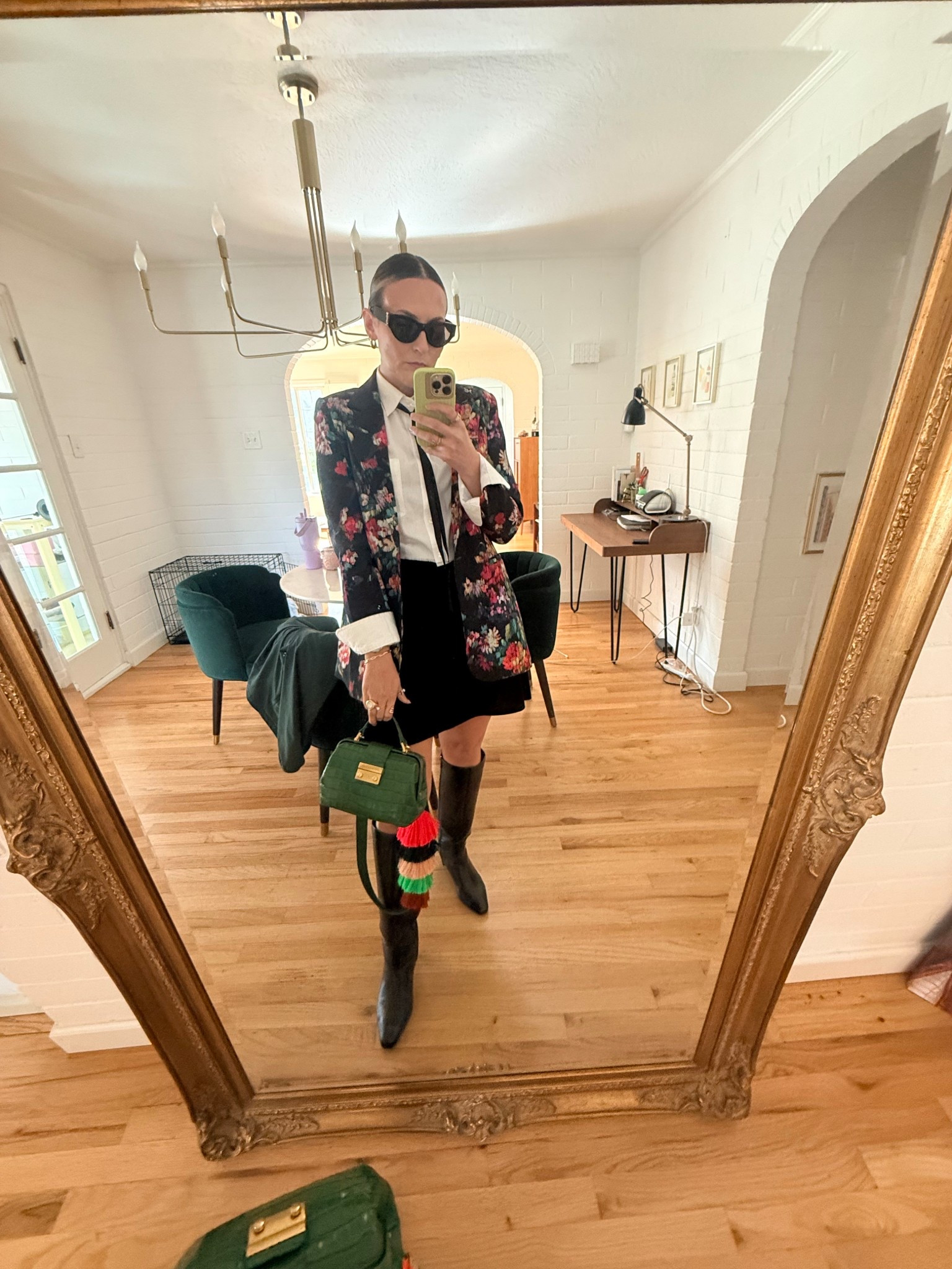 Lunch date ready 💐✨
I wanted something simple but still me — so I paired a crisp white button-up and black mini with this floral blazer that instantly makes it feel special. Finished it off with tall boots, oversized sunnies, and my favorite green Brandon Blackwood bag (because casual isn’t really in my vocabulary 😉).

Would you wear this look for a lunch date? 🌸

Tags/Hashtags:
#LTKfashion #LTKstyle #OOTD #StyleInspo #WhatIWore #GetTheLook #LunchDateLook #BrandonBlackwood #FloralBlazer #FallStyle #ChicStyle #StatementStyle #StyledByTaste