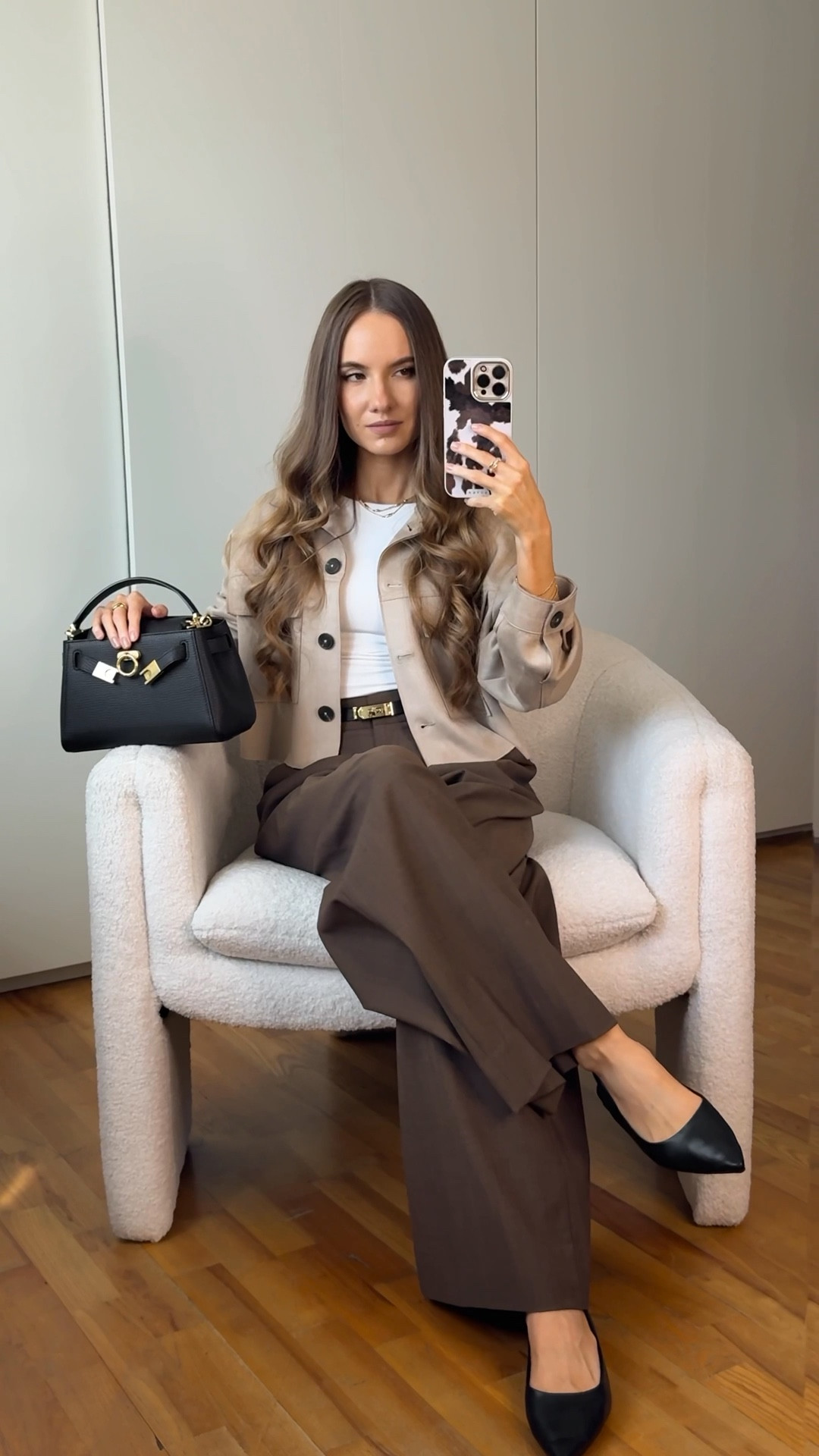 one base - six looks 💫 which outfit would you choose?

ways to wear | neutral style | spring fashion | ways to style | base outfit


#LTKWorkwear #LTKSeasonal