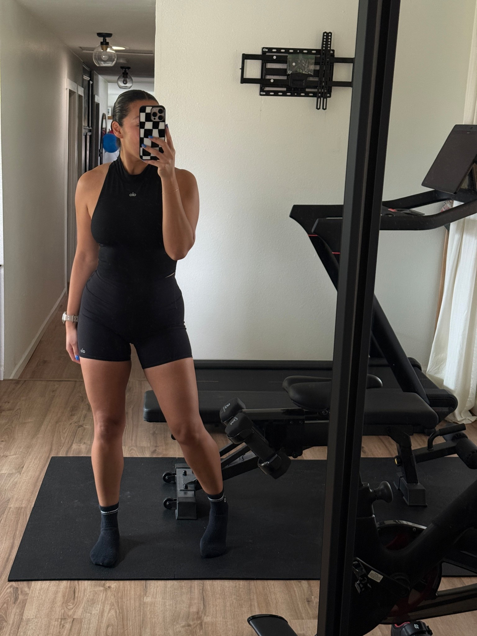 Workout fit for today, Alo from head to toe🫶🏼

#LTKActive #LTKSeasonal #LTKStyleTip