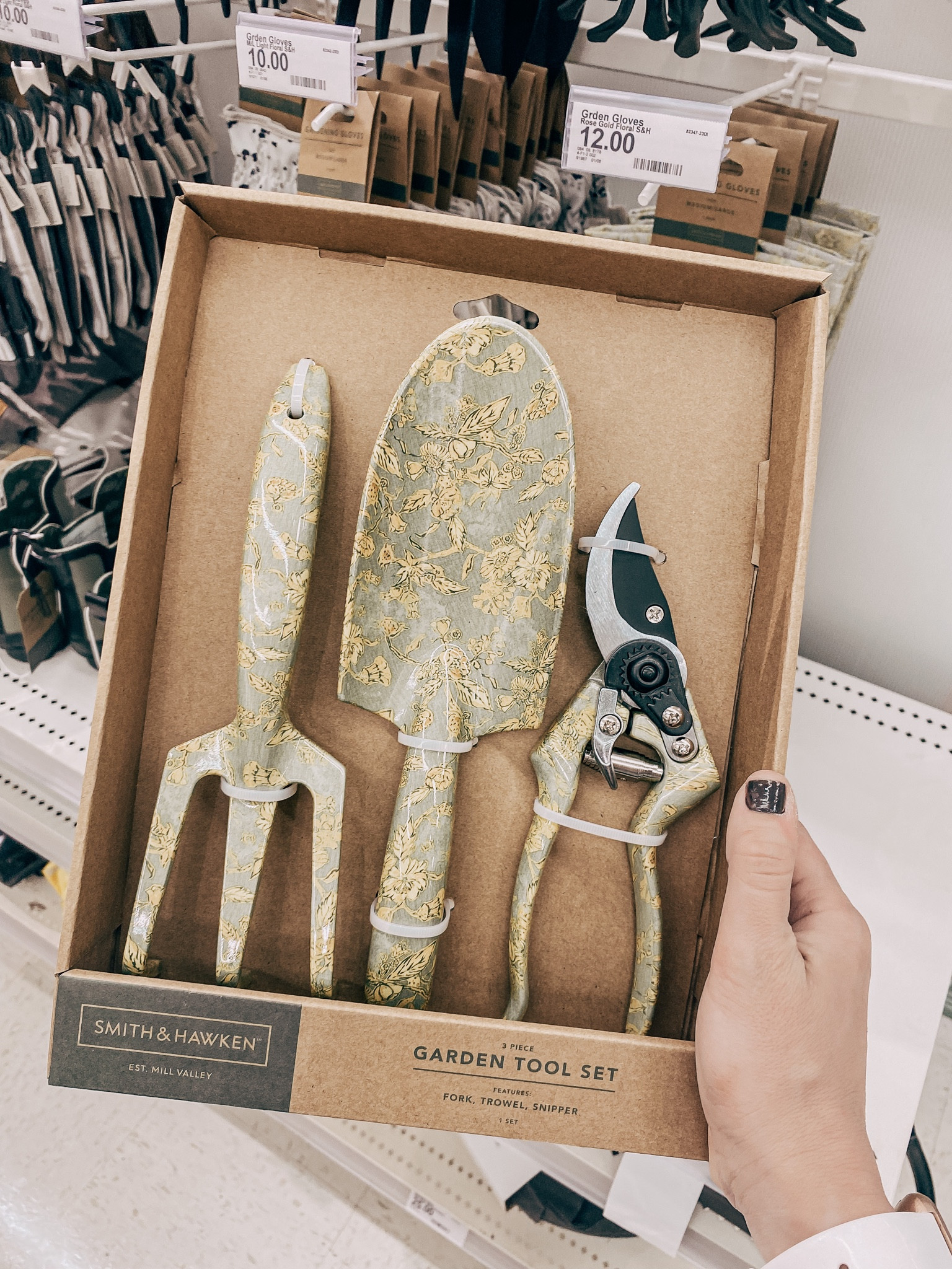 The CUTEST Garden Tool Set 🌿 from Target. 🎯 
This would be the perfect gift idea! 

#LTKhome #LTKunder50 #LTKGiftGuide