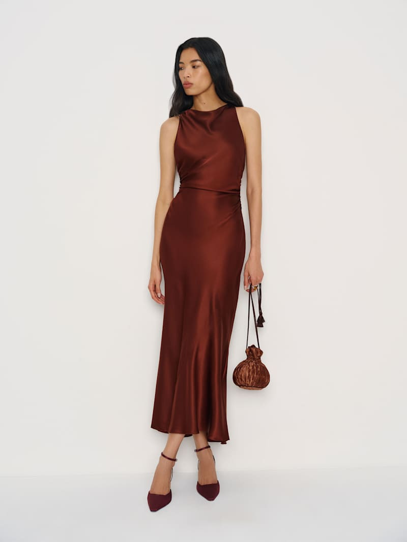 Aphrodite Pleated Pouch | Reformation (Global)