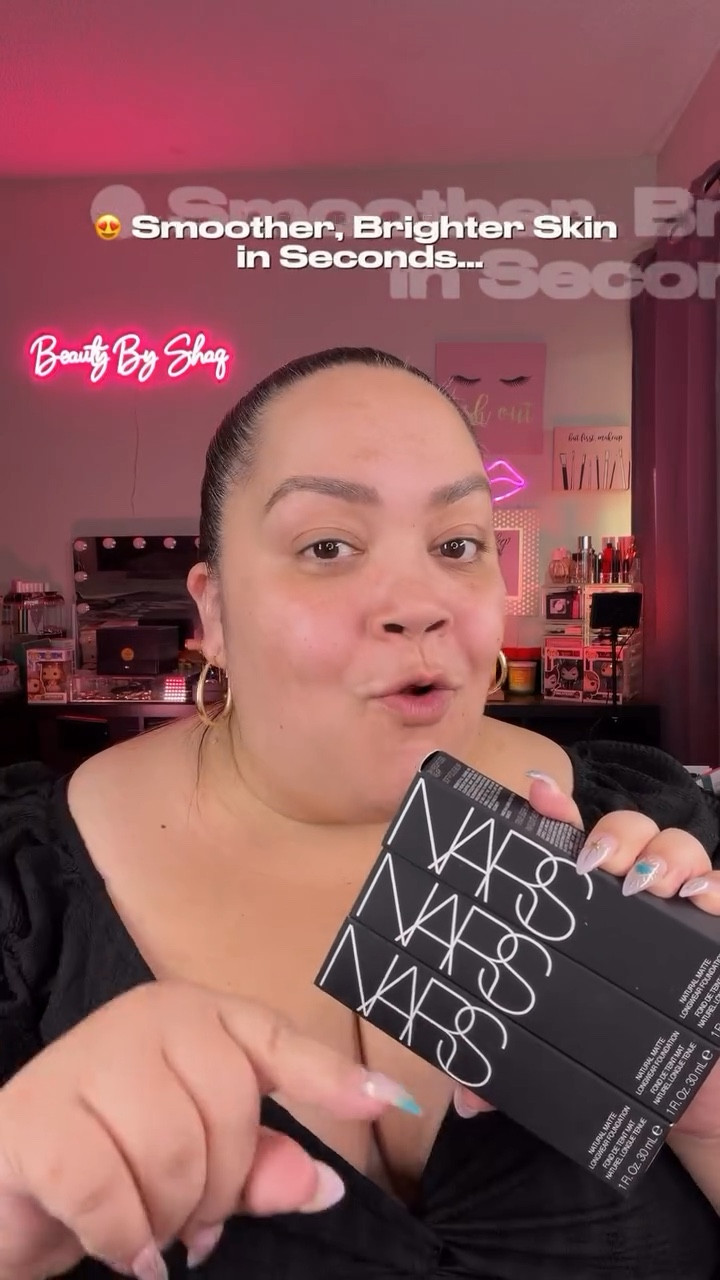 I was NOT expecting this kind of smooth 😳

The @narsissist NARS Natural Matte Longwear Foundation instantly gave me that blurred, soft matte skin… like pores? texture? just gone ✨

My skin looked smoother, brighter, and honestly more youthful, and what really surprised me… this wasn’t even my shade 👀

The formula feels super lightweight and buildable, almost serum-like, but still gives you that coverage without looking heavy or cakey.

I wore it for 4 hours and it did not move. No creasing, no separating, just that same perfected finish the entire time 🔥

Plus it’s infused with niacinamide + peptides, so it’s not just makeup… it’s actually helping refine the look of pores over time.

If you want a foundation that gives blurred skin, long wear, and that natural matte glow, this is it 🛒

#NARScosmetics #narsissist #communityxseen #softmattefoundation

#LTKBeauty #LTKFestival #LTKOver40