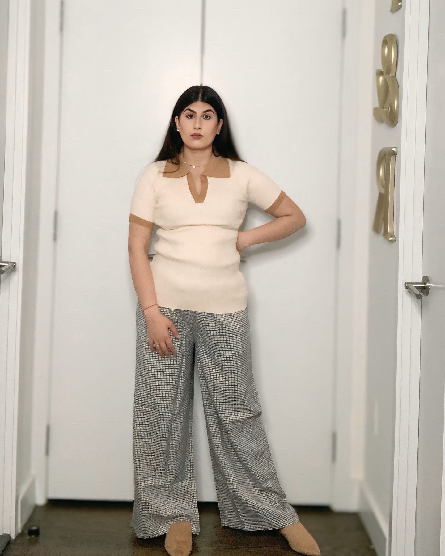 𝓦𝓸𝓻𝓴𝓹𝓵𝓪𝓬𝓮 𝓕𝓪𝓼𝓱𝓲𝓸𝓷: 𝓟𝓸𝓵𝓸 ✨ 
Bringing fashion to the workplace can get tough. Like you, I like to express myself, but I also want to be taken seriously. It is very simple to bring fashion to the work place with subtle accents of design in your outfits. I am showcasing a polo with an interesting trim on the neckline. My polo is in shades of brown and from Amazon. This top comes in different combinations. Go get your own today! LIKE and COMMENT if you agree. SHARE and SAVE this style inspiration idea. Head to my Like To Know It page to get your direct link. FOLLOW for more content like this.
.
.
.
.
.
.
.
#polo #workpolo #work #workplace #workplacefashion #workwear #workwearfashion #workfashion #trend #trends #trendy #fashion #fashionable #style #styles #styling #stylish #styleinspiration #ootd #career #careerwoman #femalephysician #womeninmedicine #workingwoman #workingwomen #careerwomen

#LTKFindsUnder100 #LTKU #LTKWorkwear