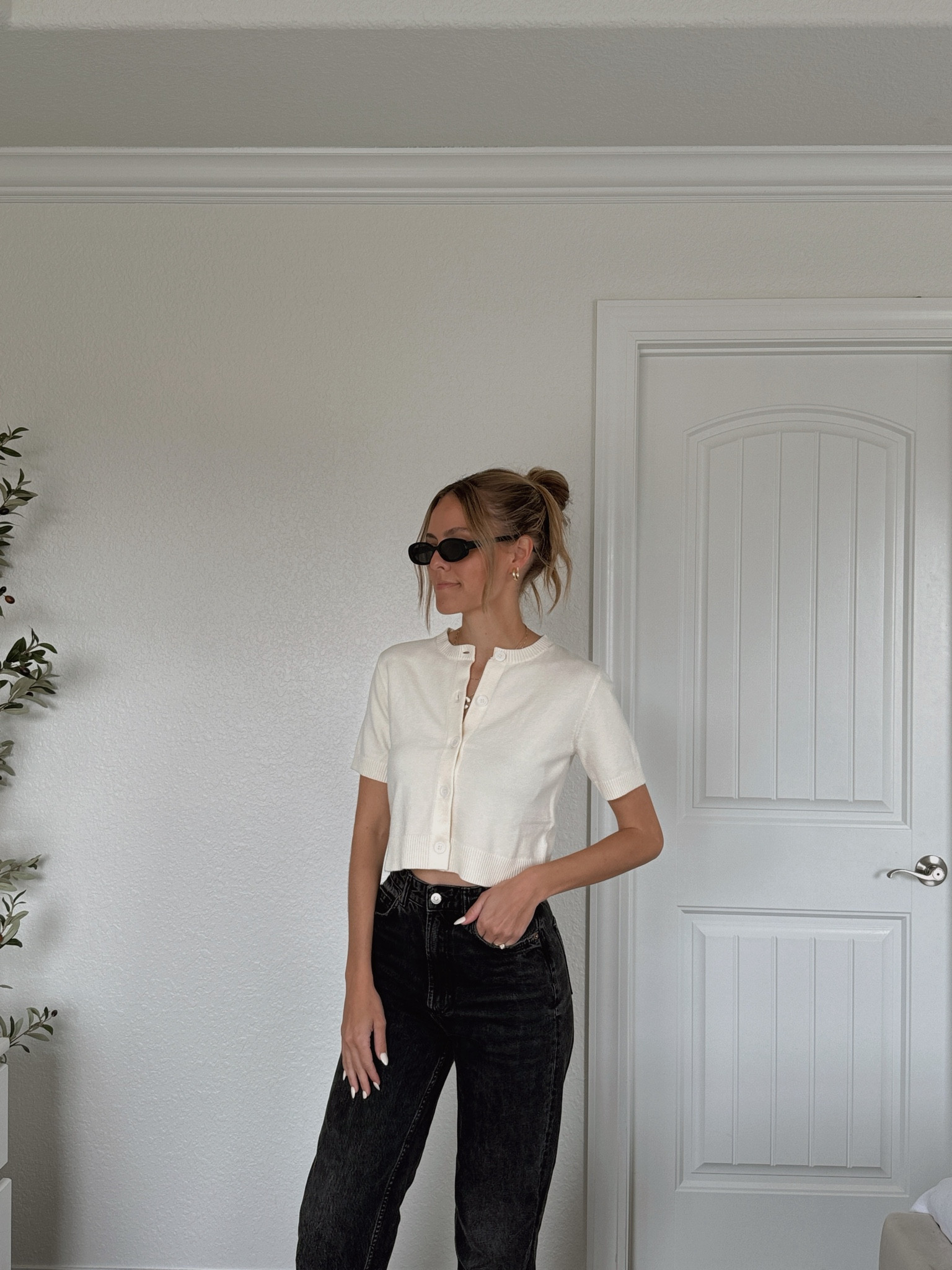 KNIT SHORT SLEEVE CARDI 🫶🏻 spring fashion, spring outfit, spring ootd, short sleeve cardigan, neutral style, everyday style 

#LTKfindsunder100 #LTKstyletip #LTKfindsunder50