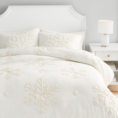 Snowflake Quilt | Pottery Barn Teen