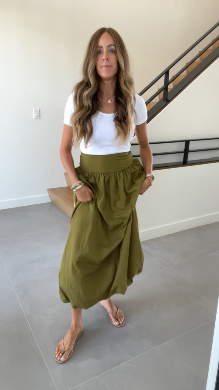 Still obsessed with this skirt!! Wearing a small and comes in a ton of colors!! 

#LTKSeasonal