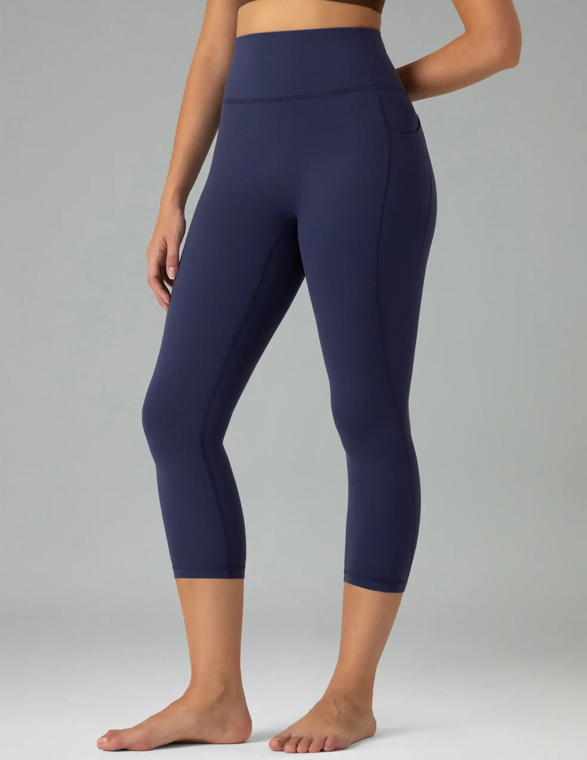 Dreamlux High Waisted No Front Seam 21" Workout Legging w/ Pockets | Colorfulkoala Affiliate Program