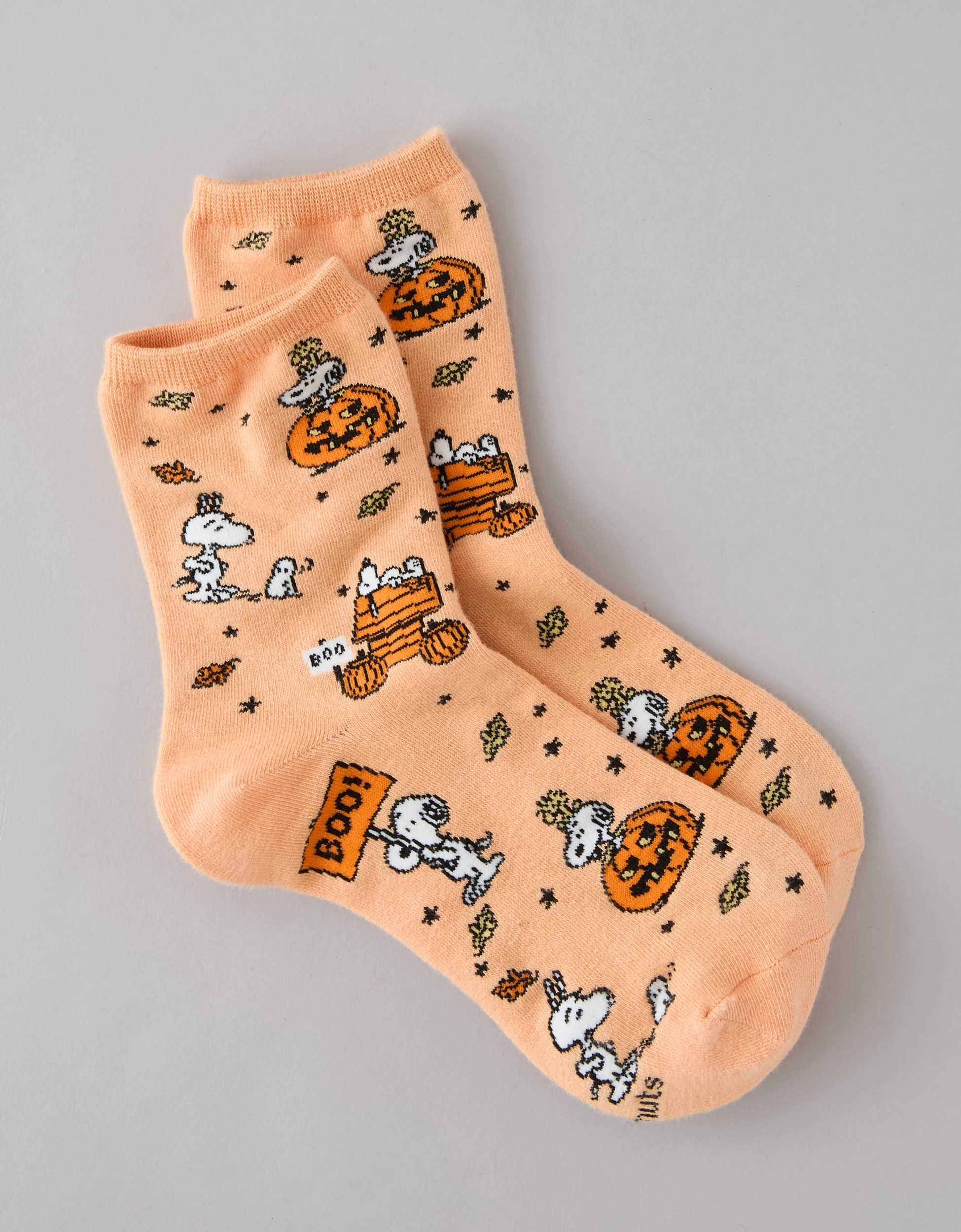 AE Snoopy Cropped Crew Socks | American Eagle Outfitters (US & CA)