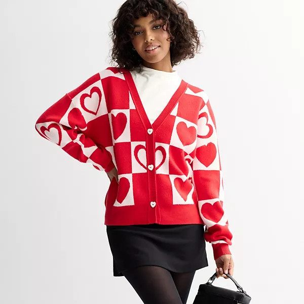 Juniors' FOREVER & EVER Long Sleeve Heart Pullover Sweater | Kohl's