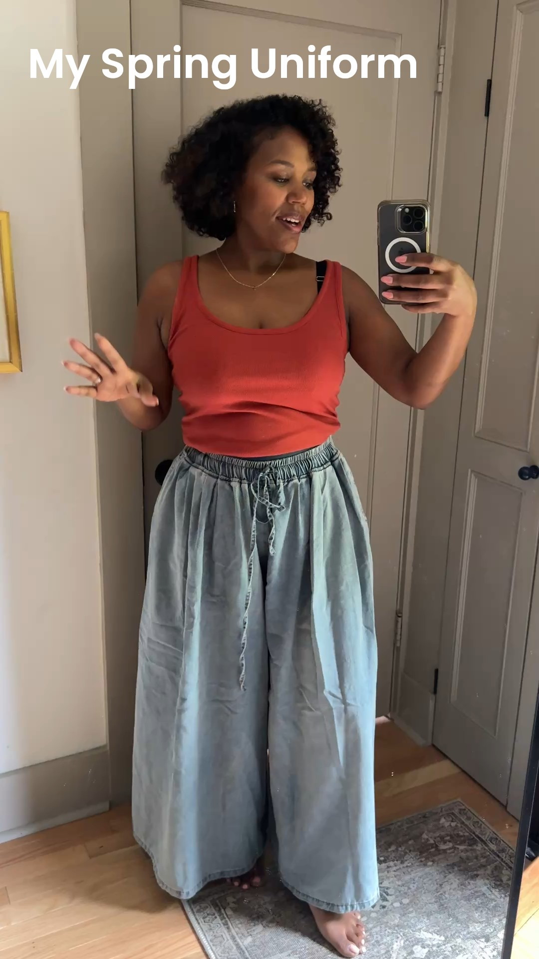 I’ve worn some sort of combination of this outfit way more times than I care to admit this past month🫣

Love these jeans, they’re so comfy and easy to throw on and go!

Jeans size Medium (they run BIG)


#LTKSeasonal #LTKSummerEdit #LTKHome