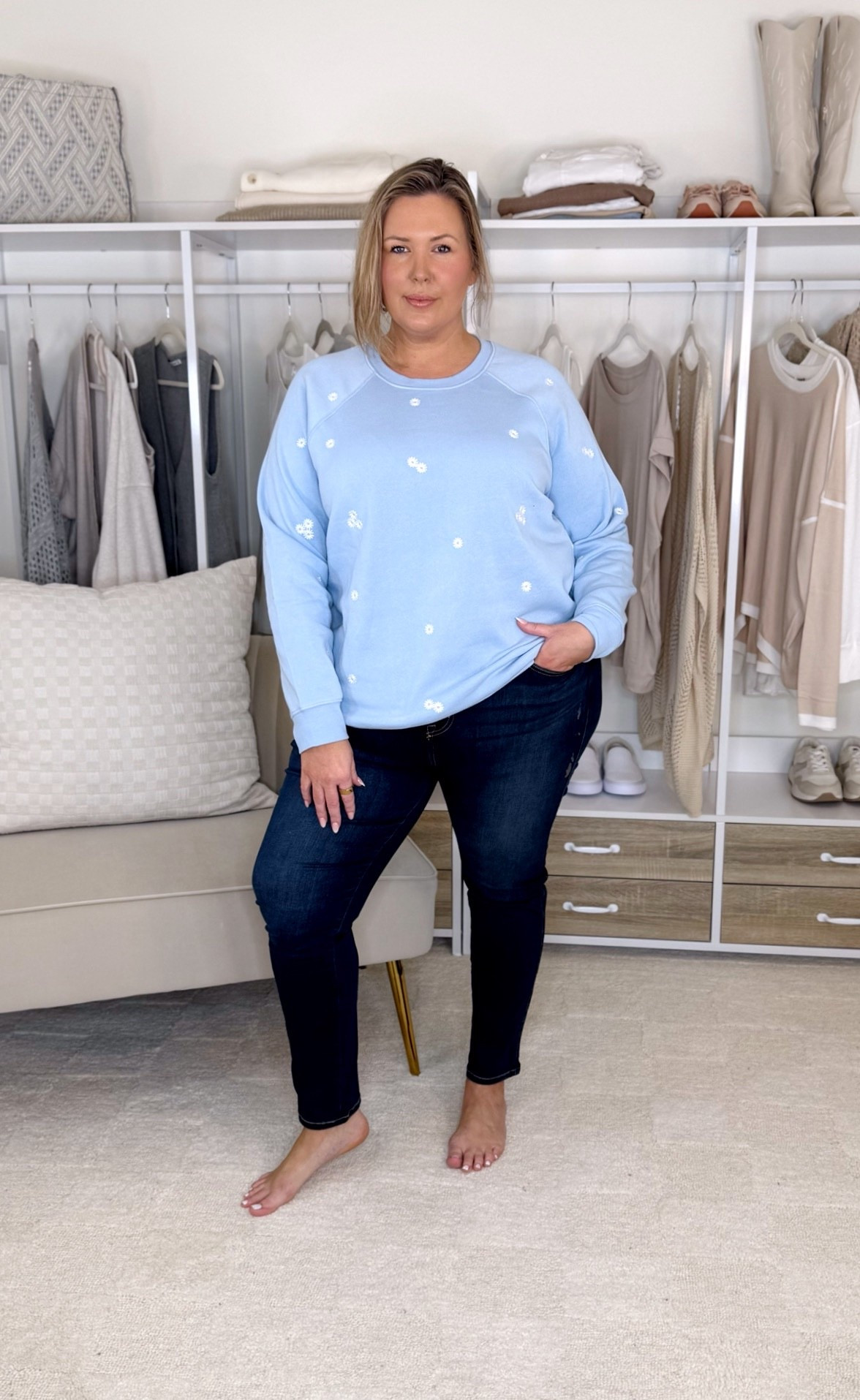 Wearing a 2 (2X) in mostly everything here! skinny jeans are a 18!

Plus size fashion, everyday outfit ideas, trendy fashion, mom style, comfy casual, winter fashion, torrid haul, torrid finds

#LTKMidsize #LTKOver40 #LTKPlusSize