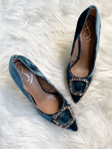 The perfect heel for holiday events and parties. I love the velvet and embellished details. These are mostly blue with a greenish hue to them. Fit tts, on sale for Black Friday & cyber Monday. 



#LTKHoliday #LTKCyberweek #LTKshoecrush