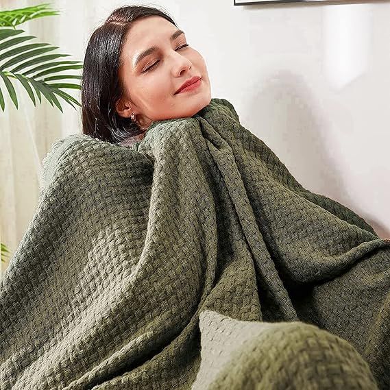 lifein Green Throw Blanket for Couch-Soft Farmhouse Boho Throw,Cozy Waffle Knit Small Lightweight... | Amazon (US)